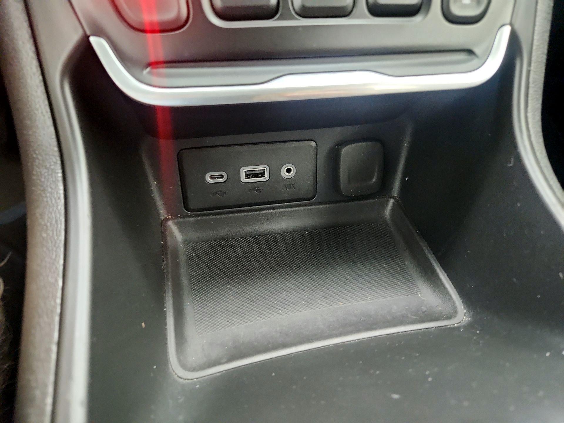 Thumbnail: 2020 GMC Terrain - 18