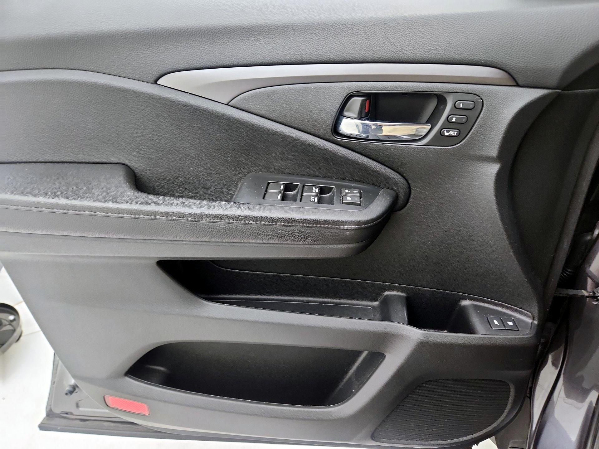 Thumbnail: 2021 Honda Passport - 12