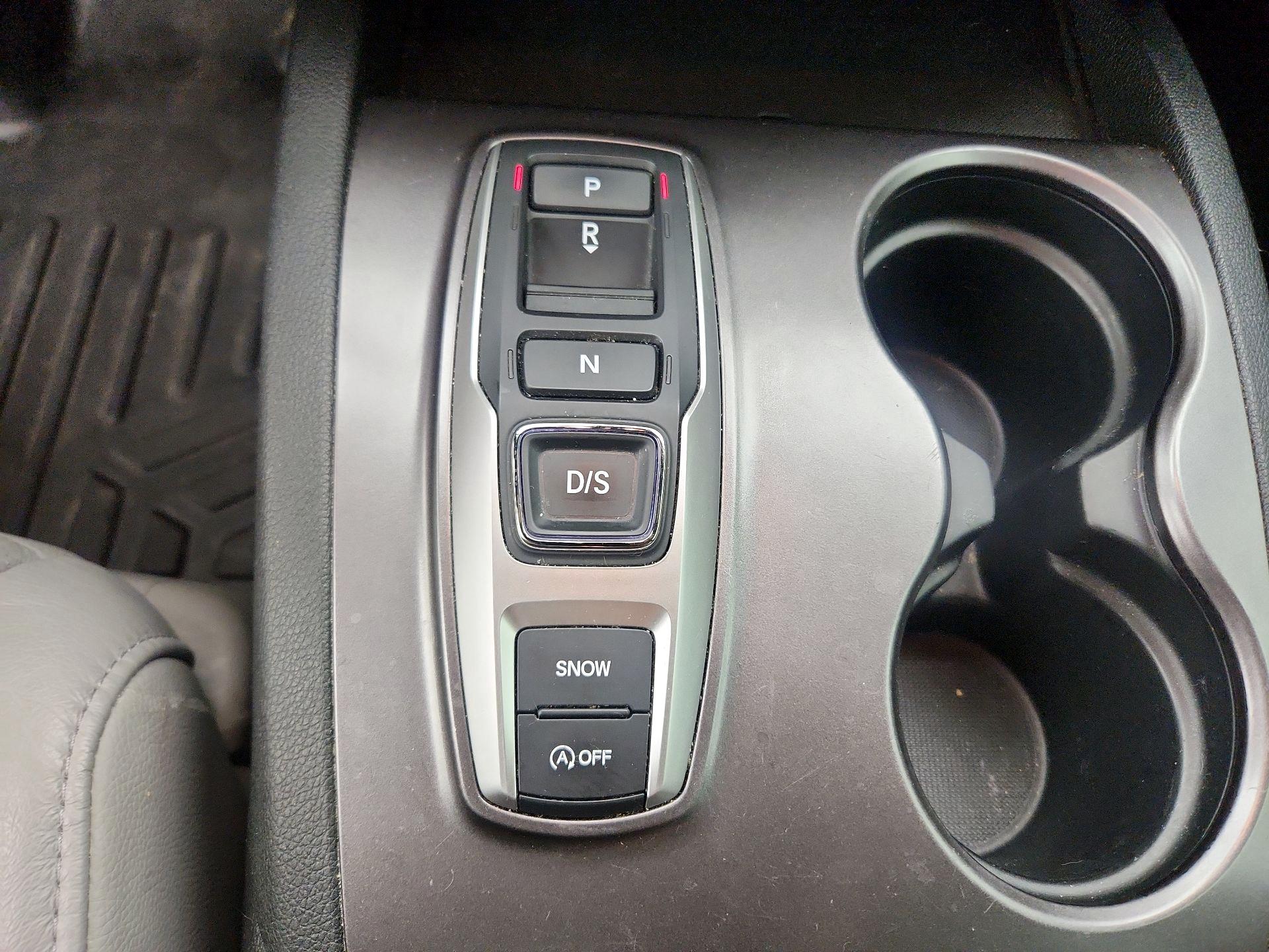 Thumbnail: 2021 Honda Passport - 17