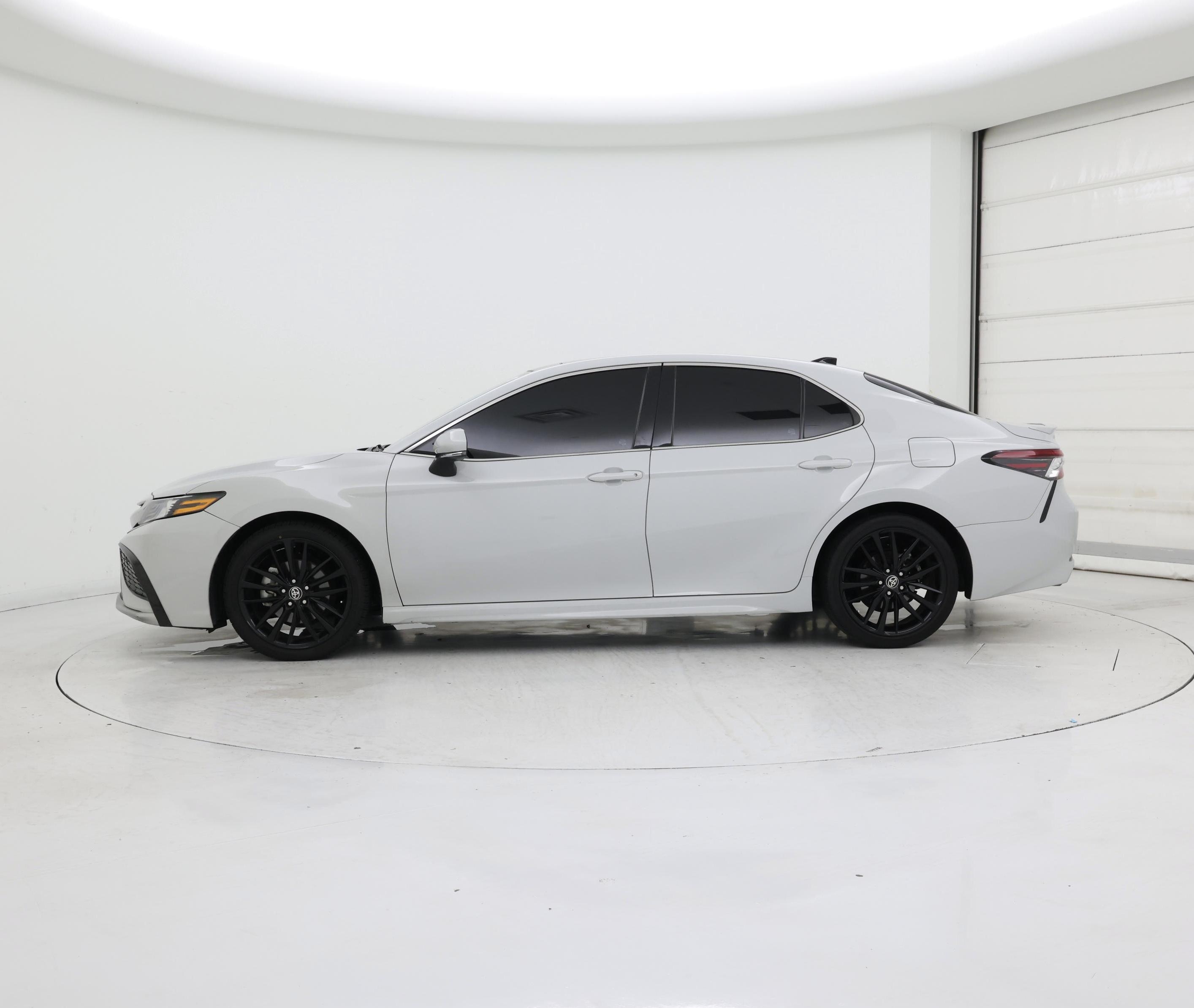 Thumbnail: 2023 Toyota Camry - 3