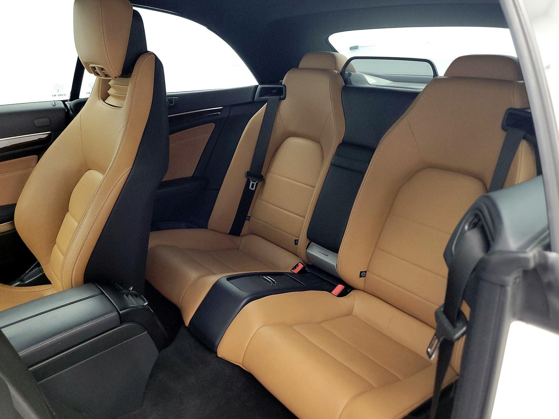 Thumbnail: 2014 Mercedes-Benz E-Class - 16