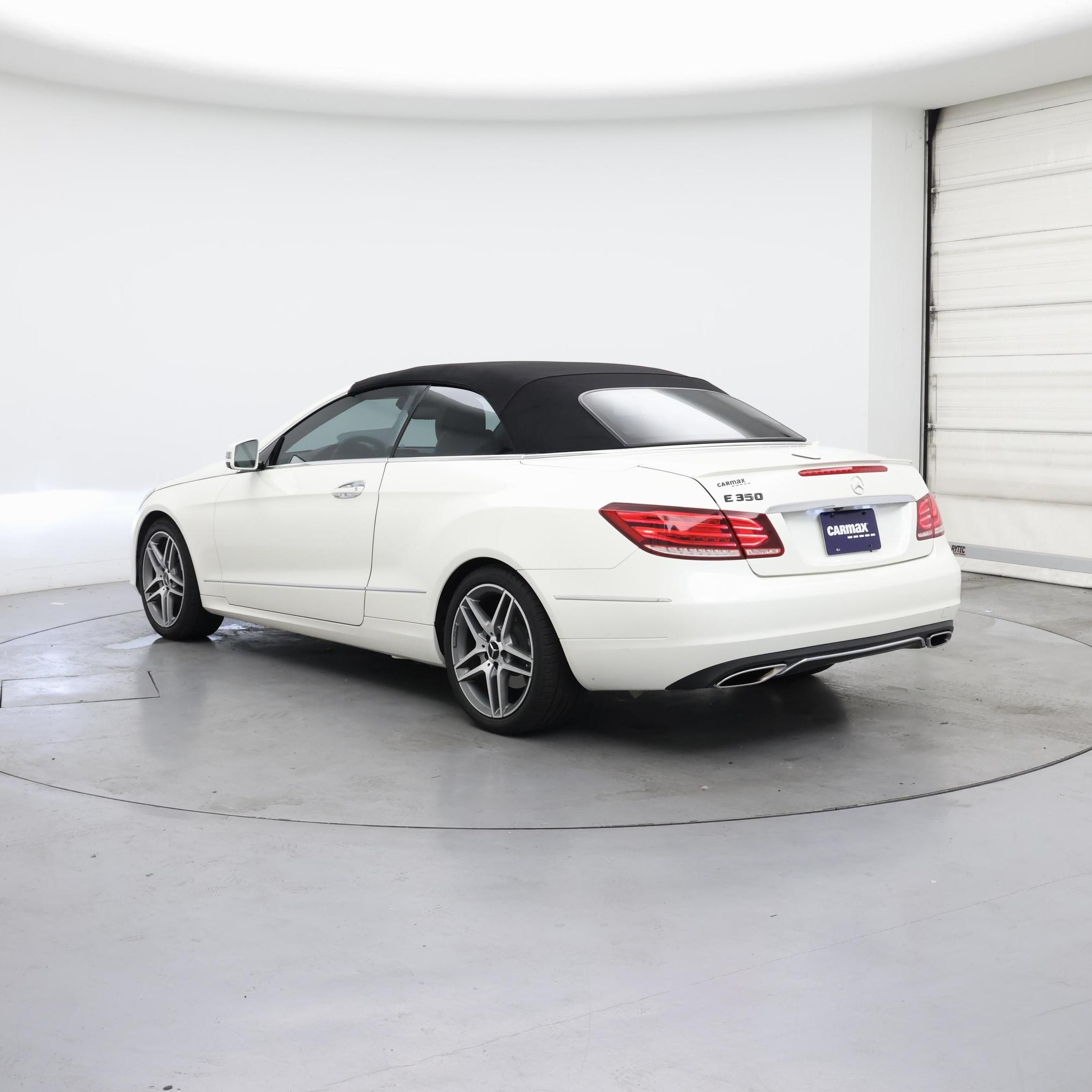 Thumbnail: 2014 Mercedes-Benz E-Class - 2
