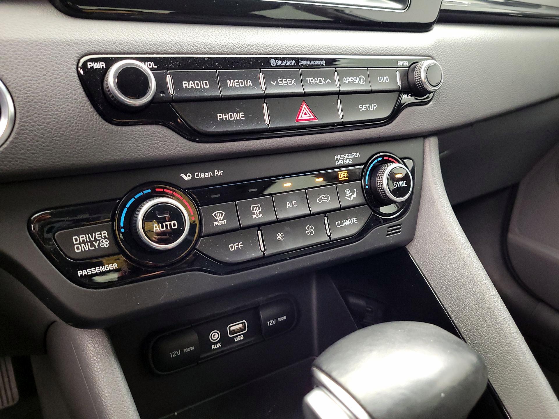 Thumbnail: 2017 Kia Niro - 16
