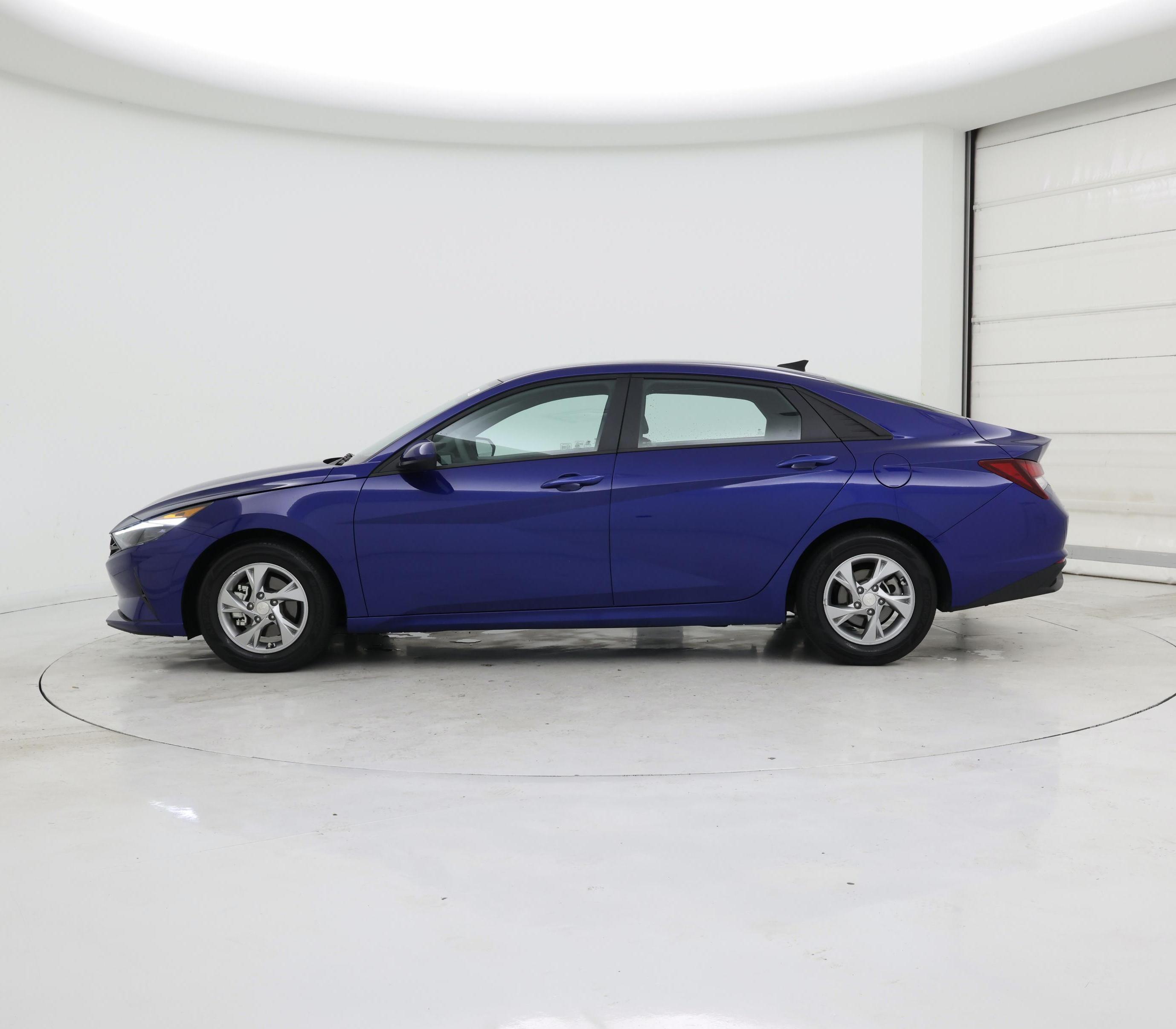 Thumbnail: 2021 Hyundai Elantra - 3