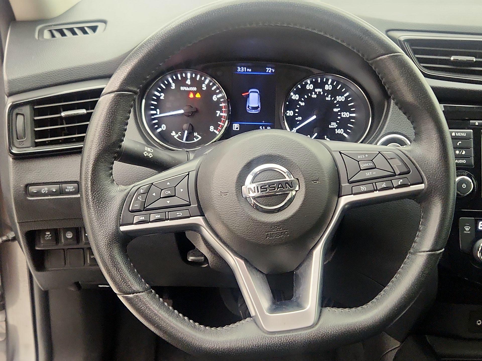Thumbnail: 2020 Nissan Rogue - 10