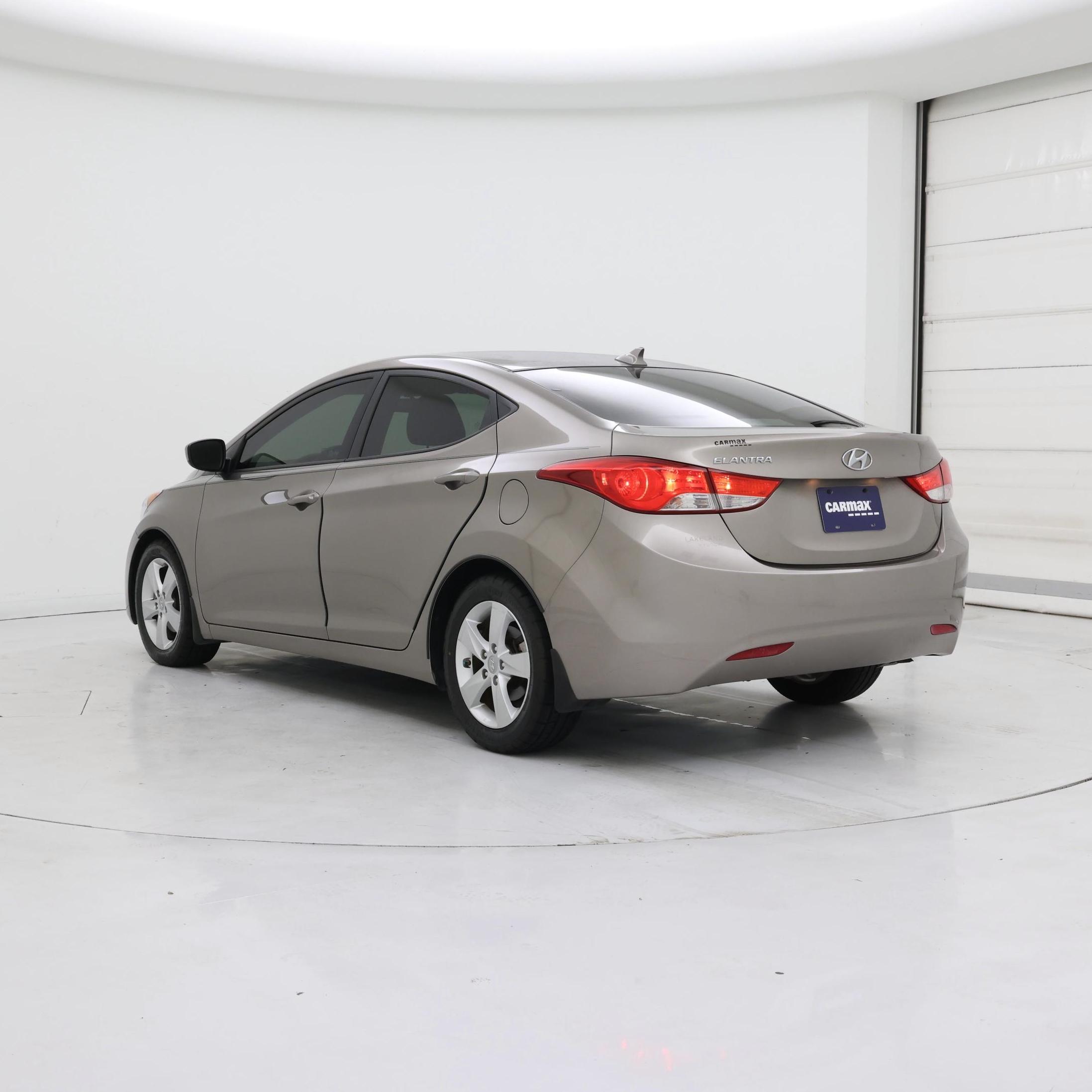 Thumbnail: 2013 Hyundai Elantra - 2