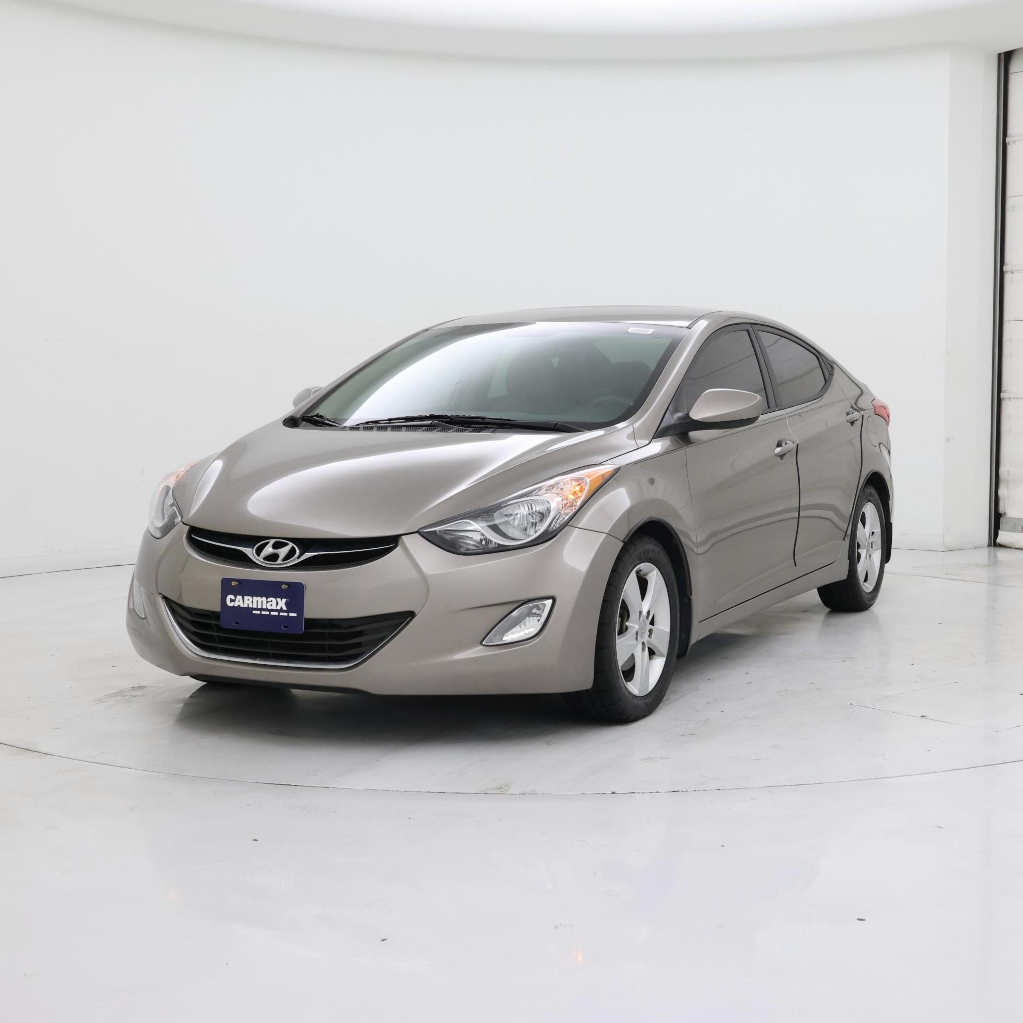 Thumbnail: 2013 Hyundai Elantra - 4