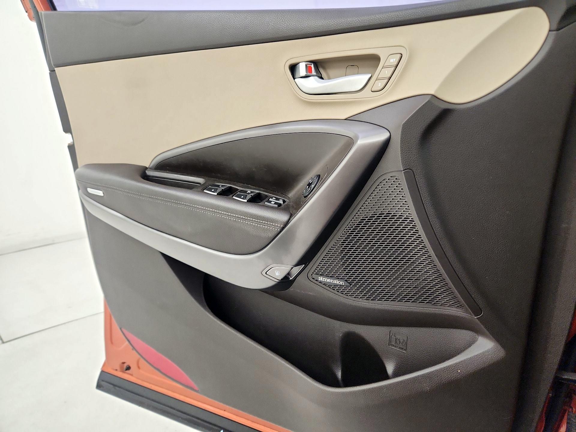 Thumbnail: 2014 Hyundai Santa Fe - 12