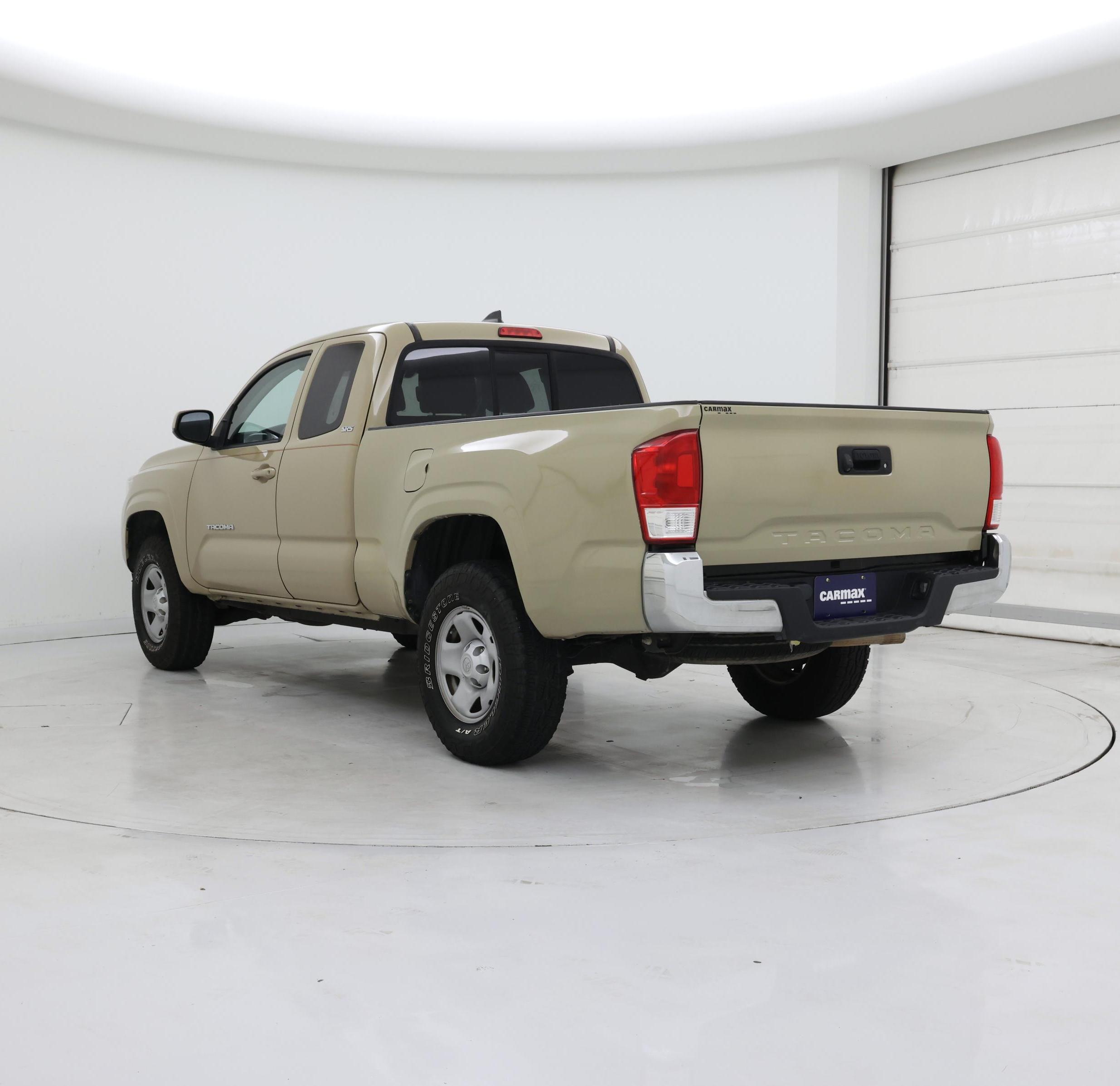 Thumbnail: 2017 Toyota Tacoma - 2