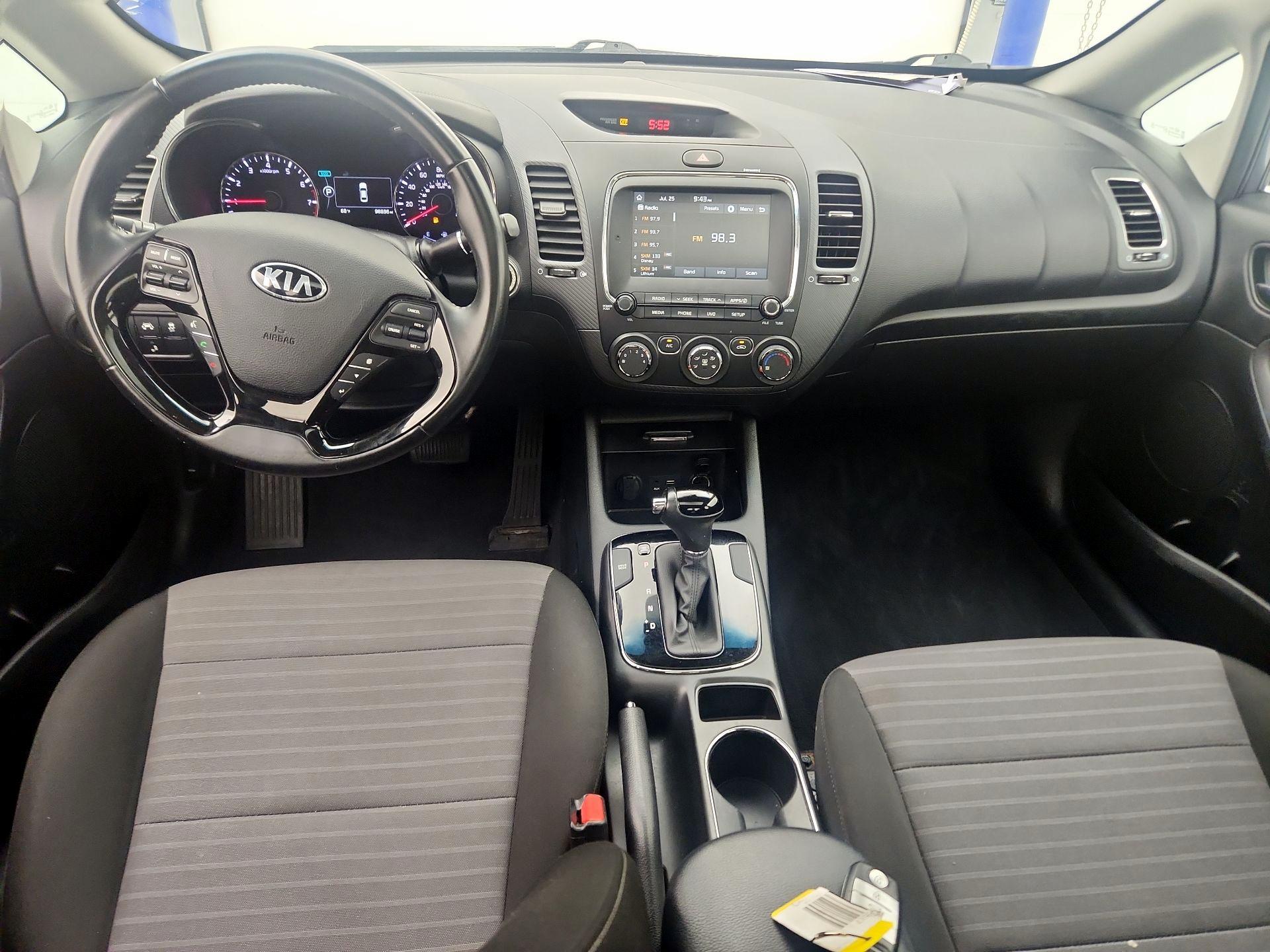 Thumbnail: 2018 Kia Forte - 9