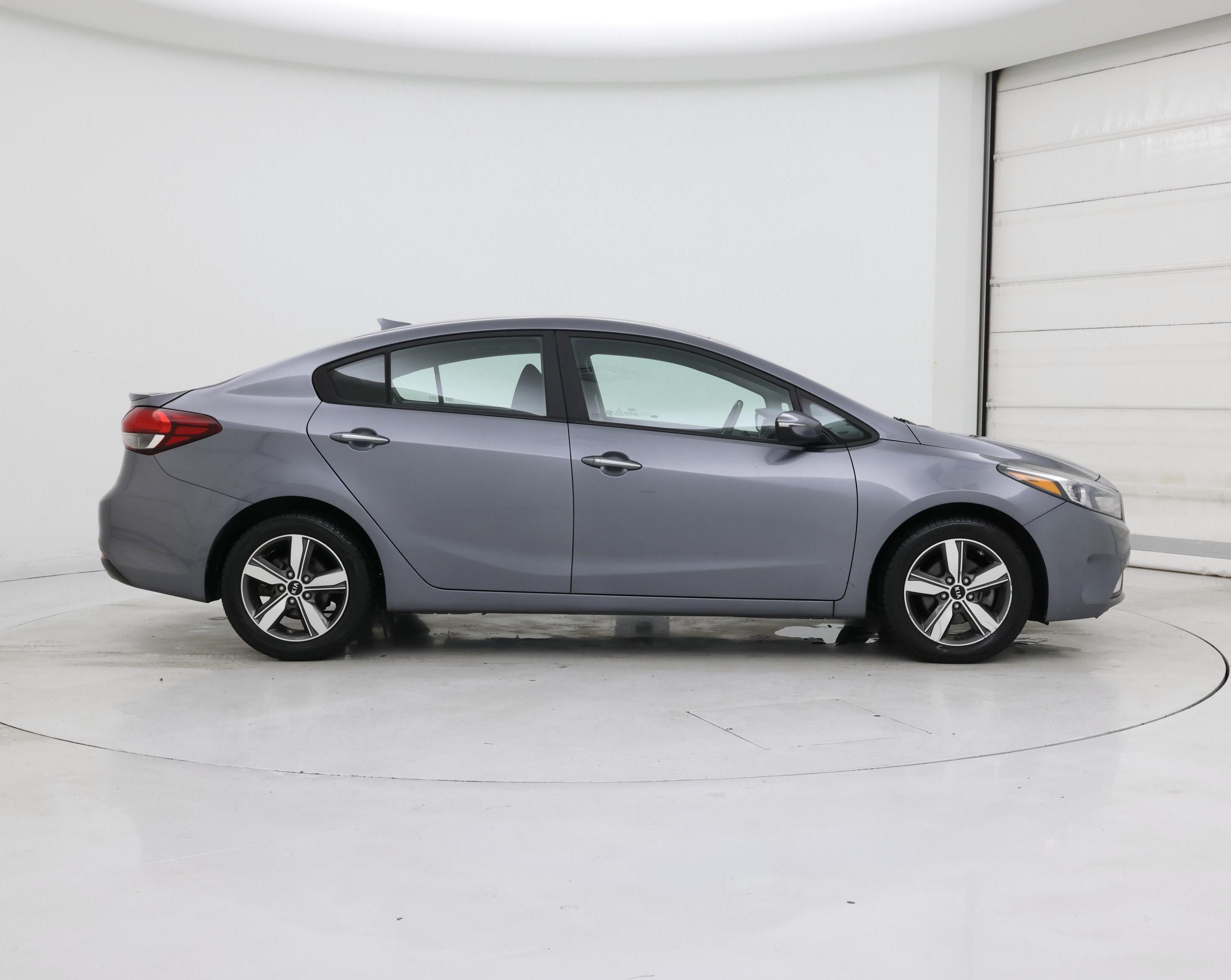Thumbnail: 2018 Kia Forte - 7