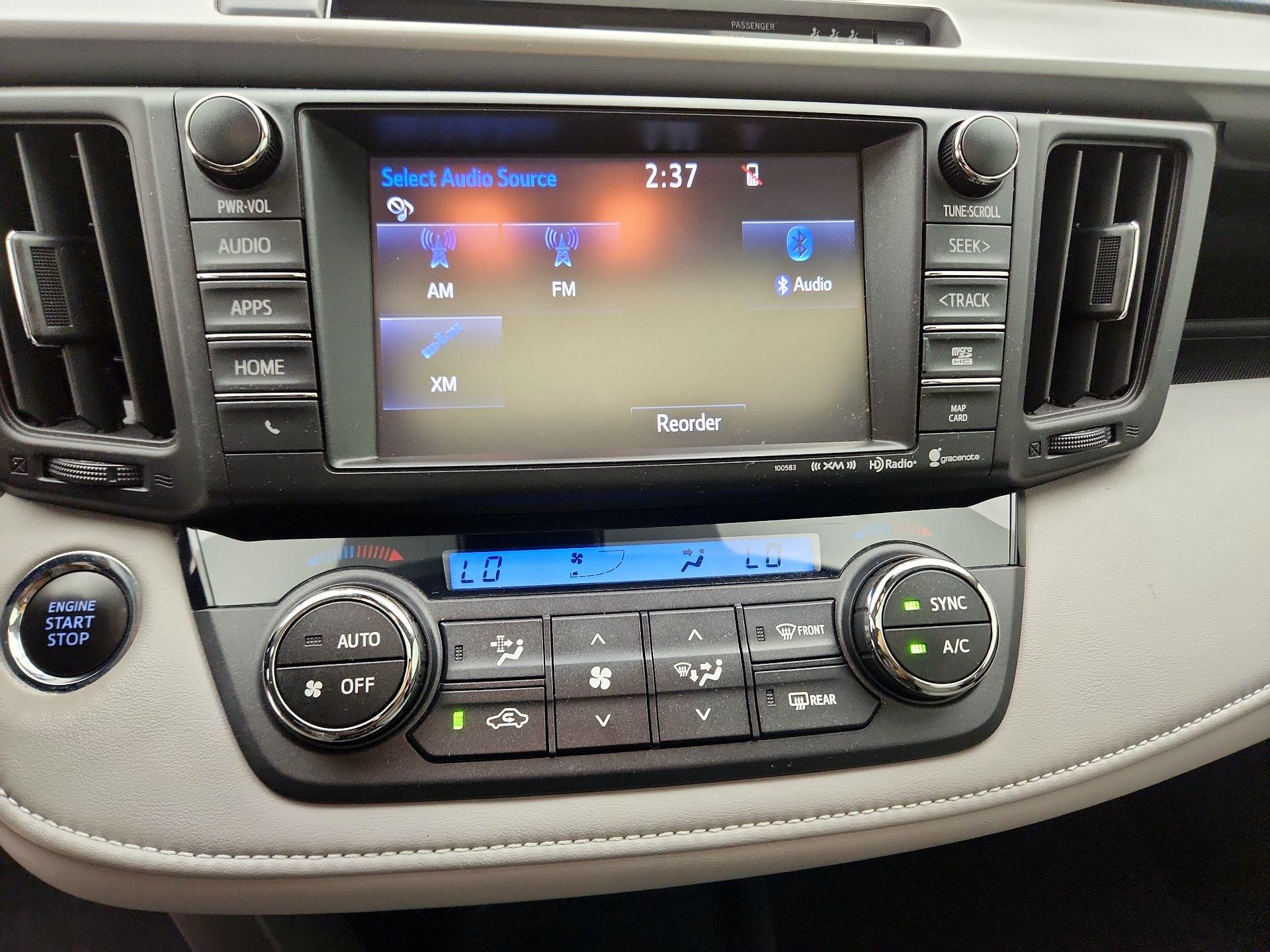Thumbnail: 2018 Toyota RAV4 - 15