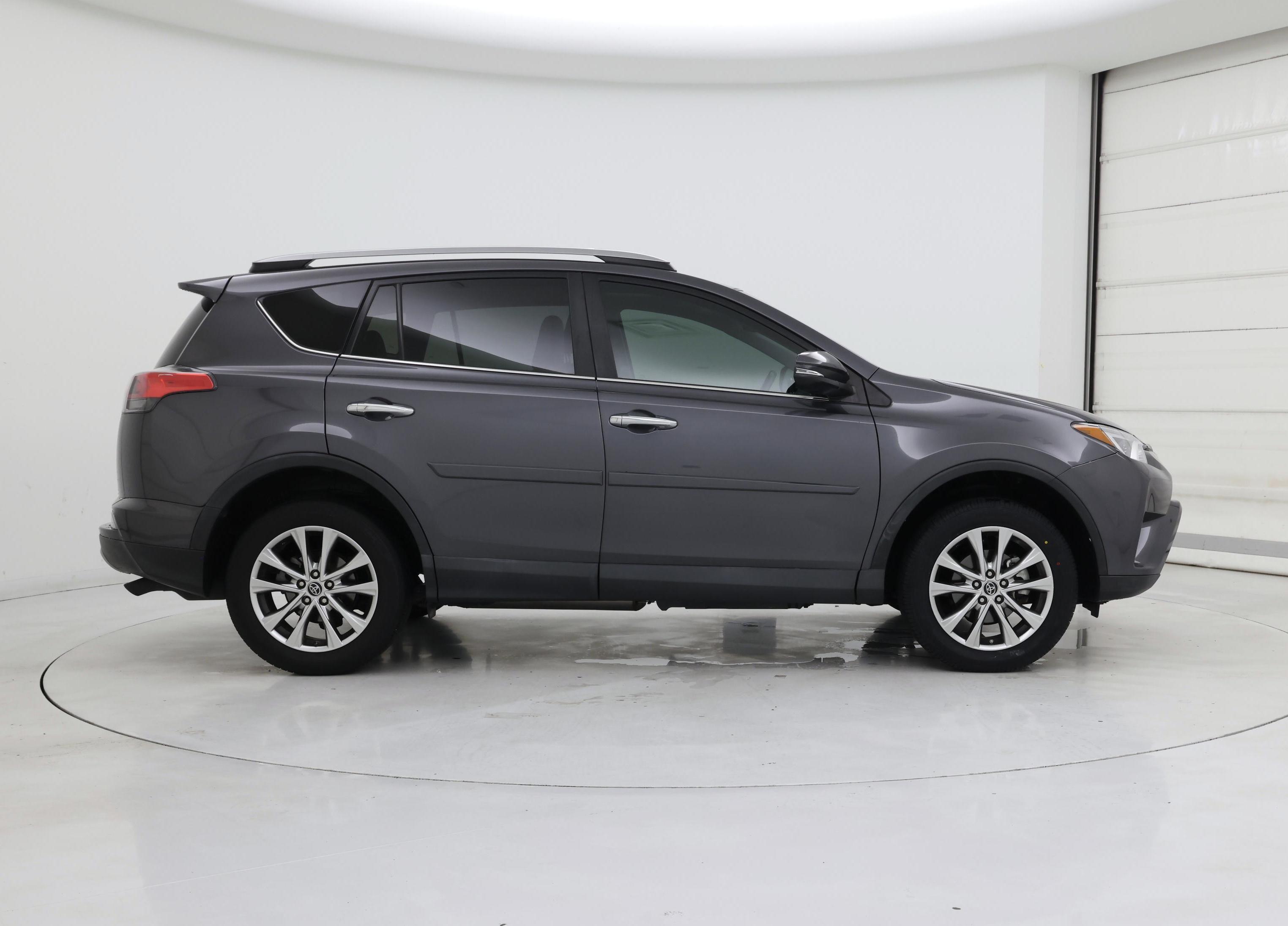 Thumbnail: 2018 Toyota RAV4 - 7