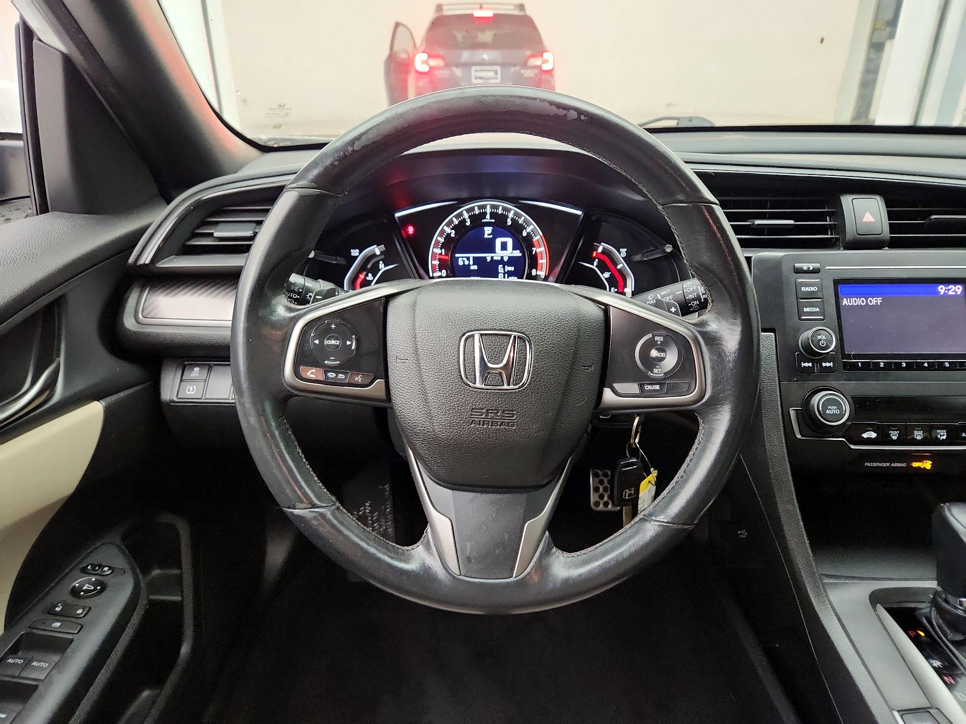 Thumbnail: 2018 Honda Civic - 10