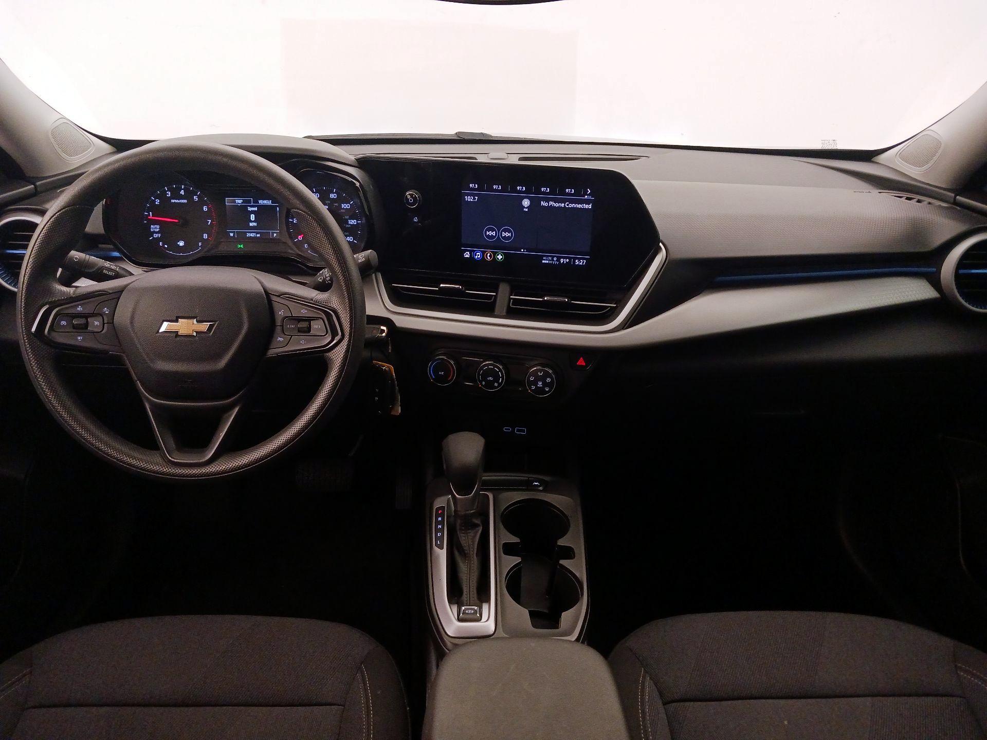Thumbnail: 2024 Chevrolet Trax - 9