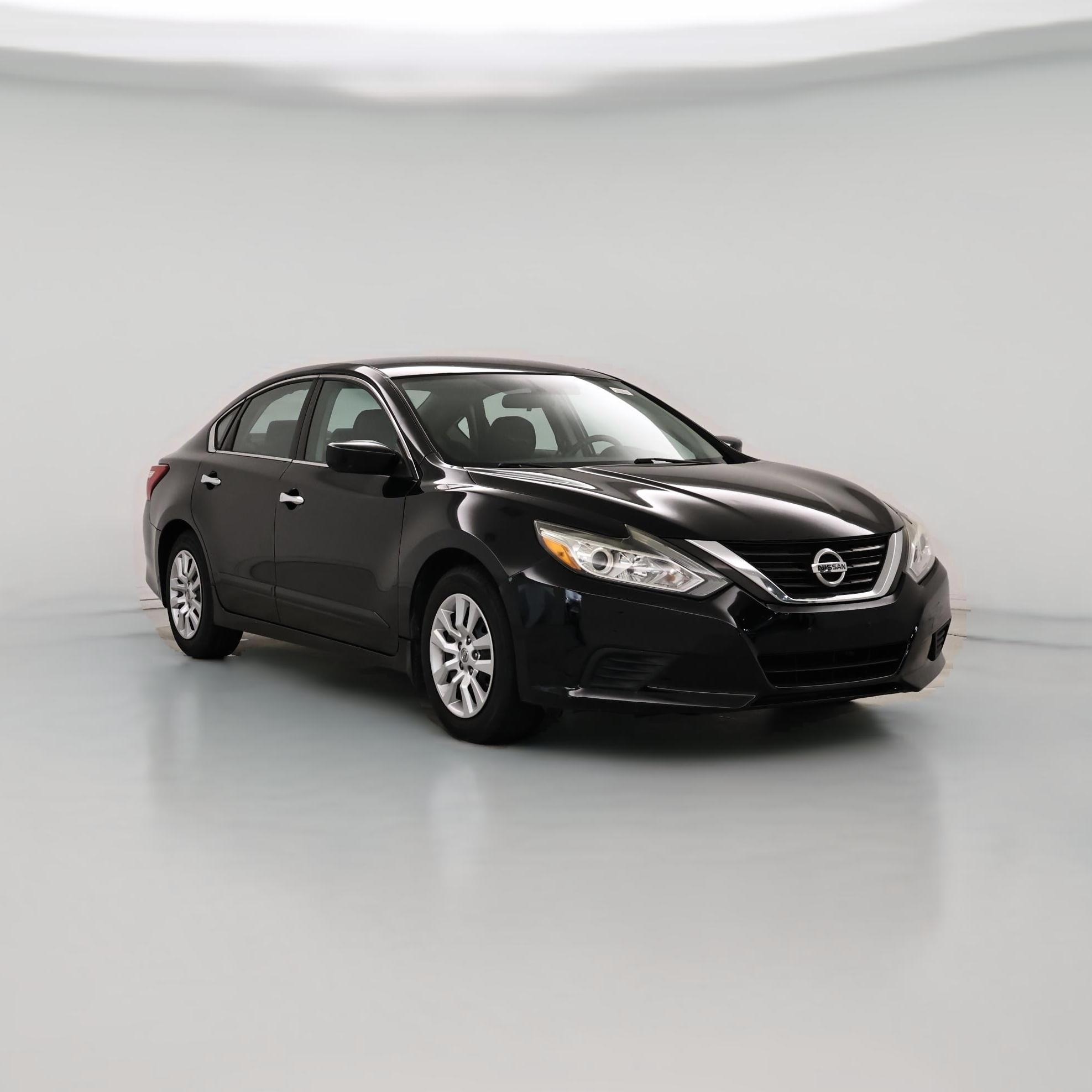 Thumbnail: 2016 Nissan Altima - 1