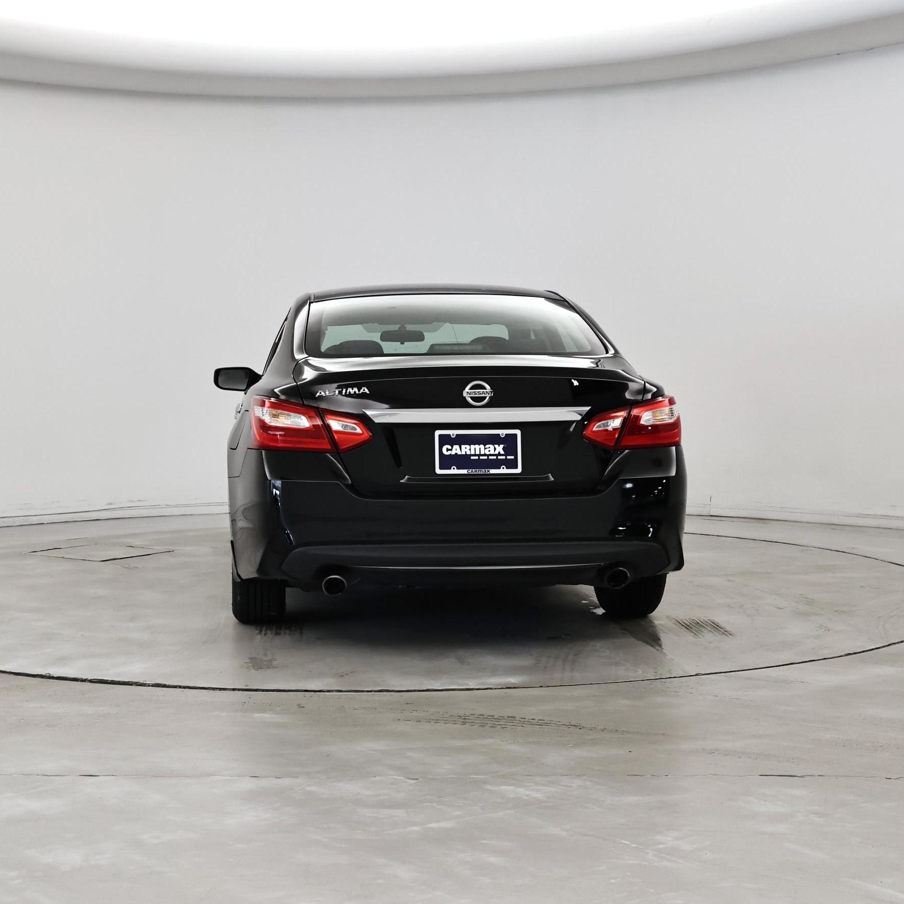 Thumbnail: 2016 Nissan Altima - 6