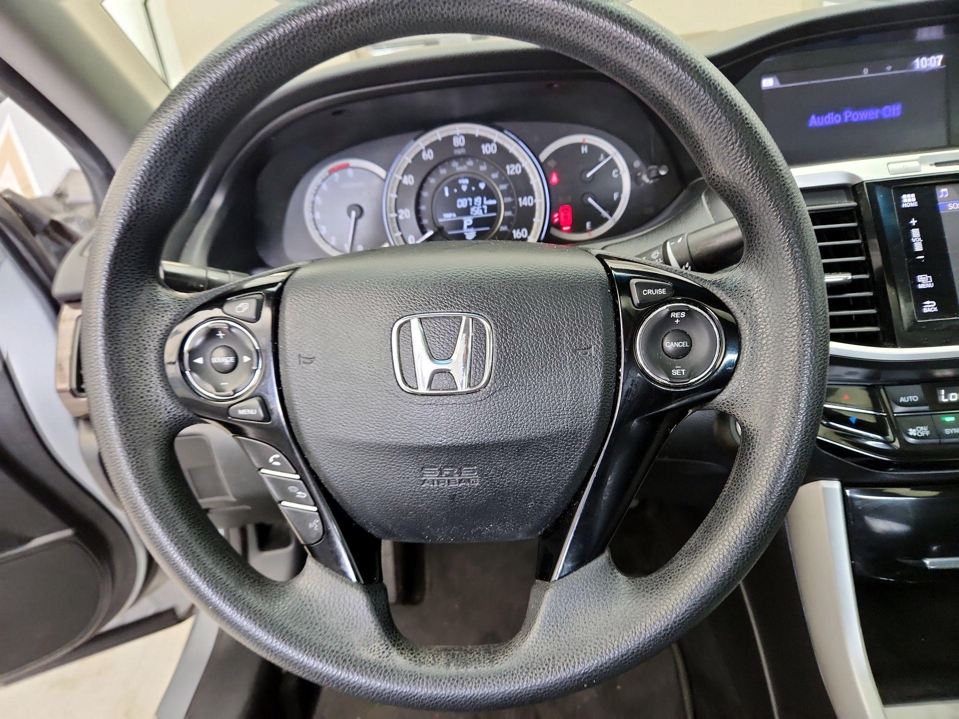 Thumbnail: 2017 Honda Accord - 10