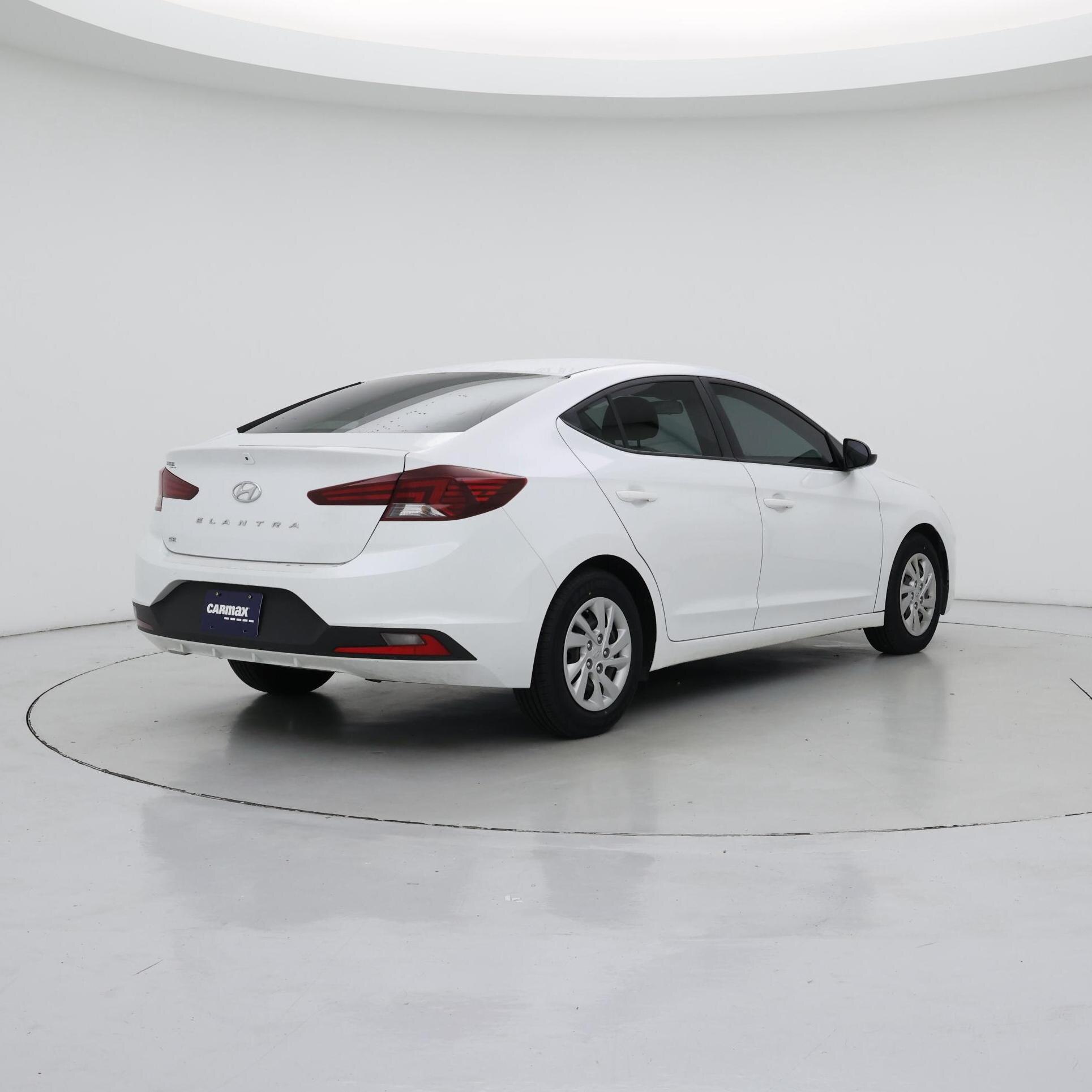 Thumbnail: 2019 Hyundai Elantra - 8