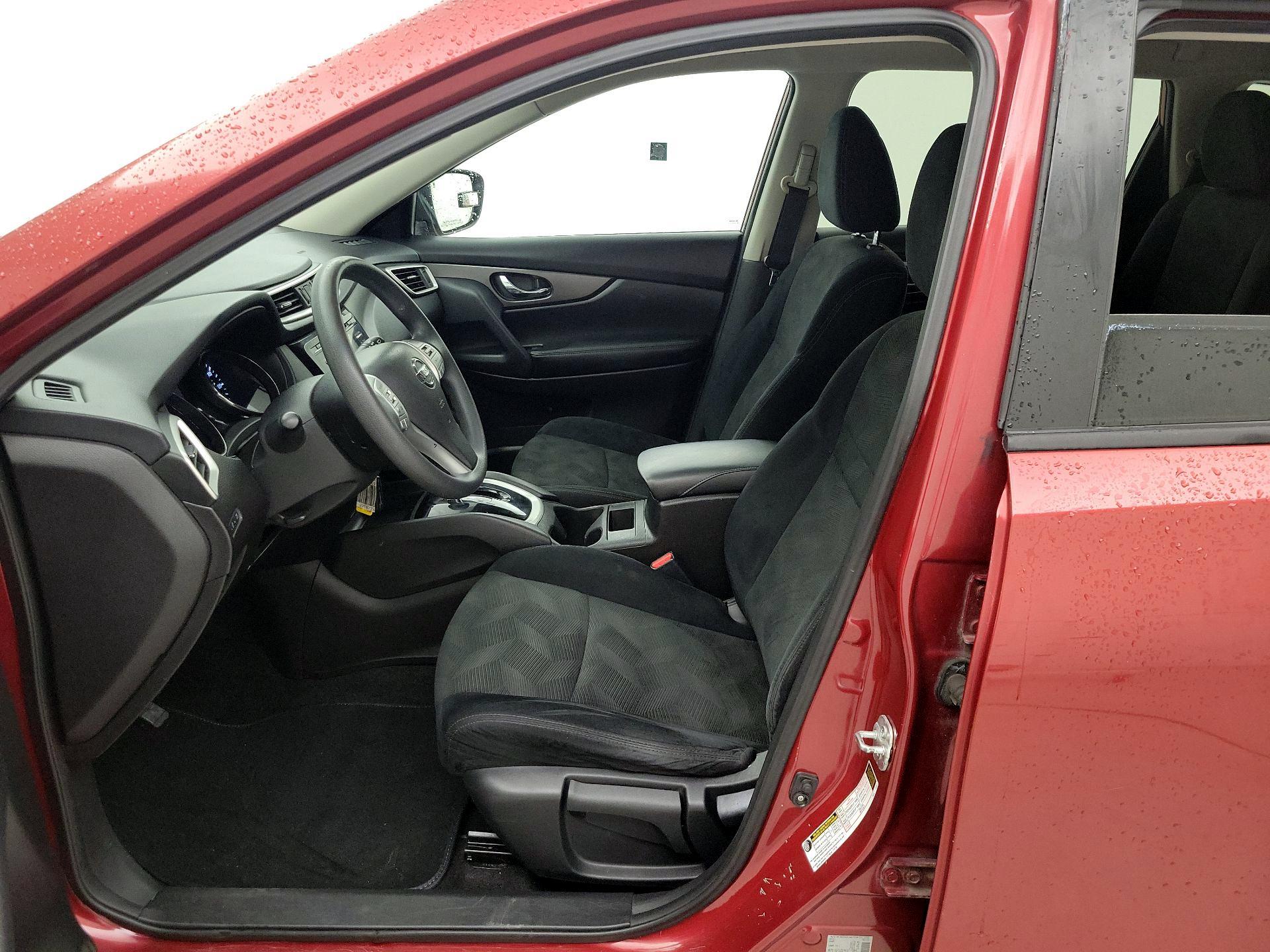 Thumbnail: 2015 Nissan Rogue - 11