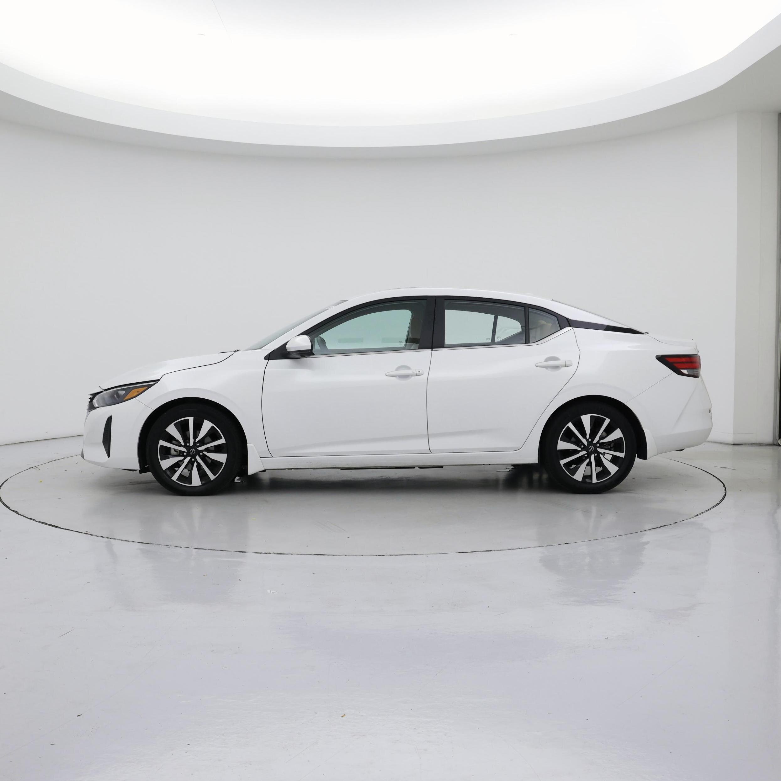 Thumbnail: 2024 Nissan Sentra - 3