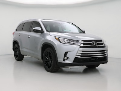 Silver 2018 Toyota Highlander Limited Platinum