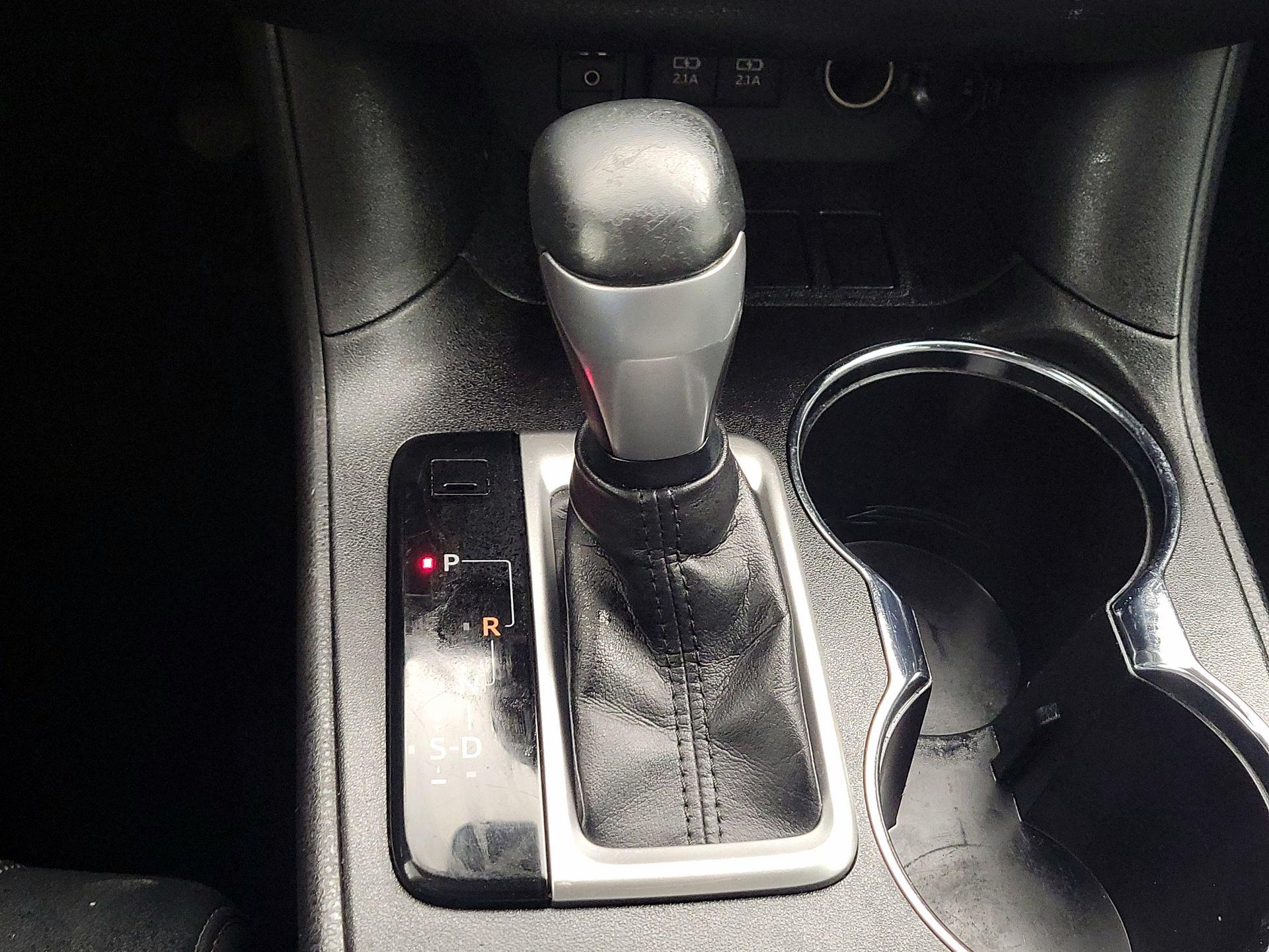 Thumbnail: 2018 Toyota Highlander - 17