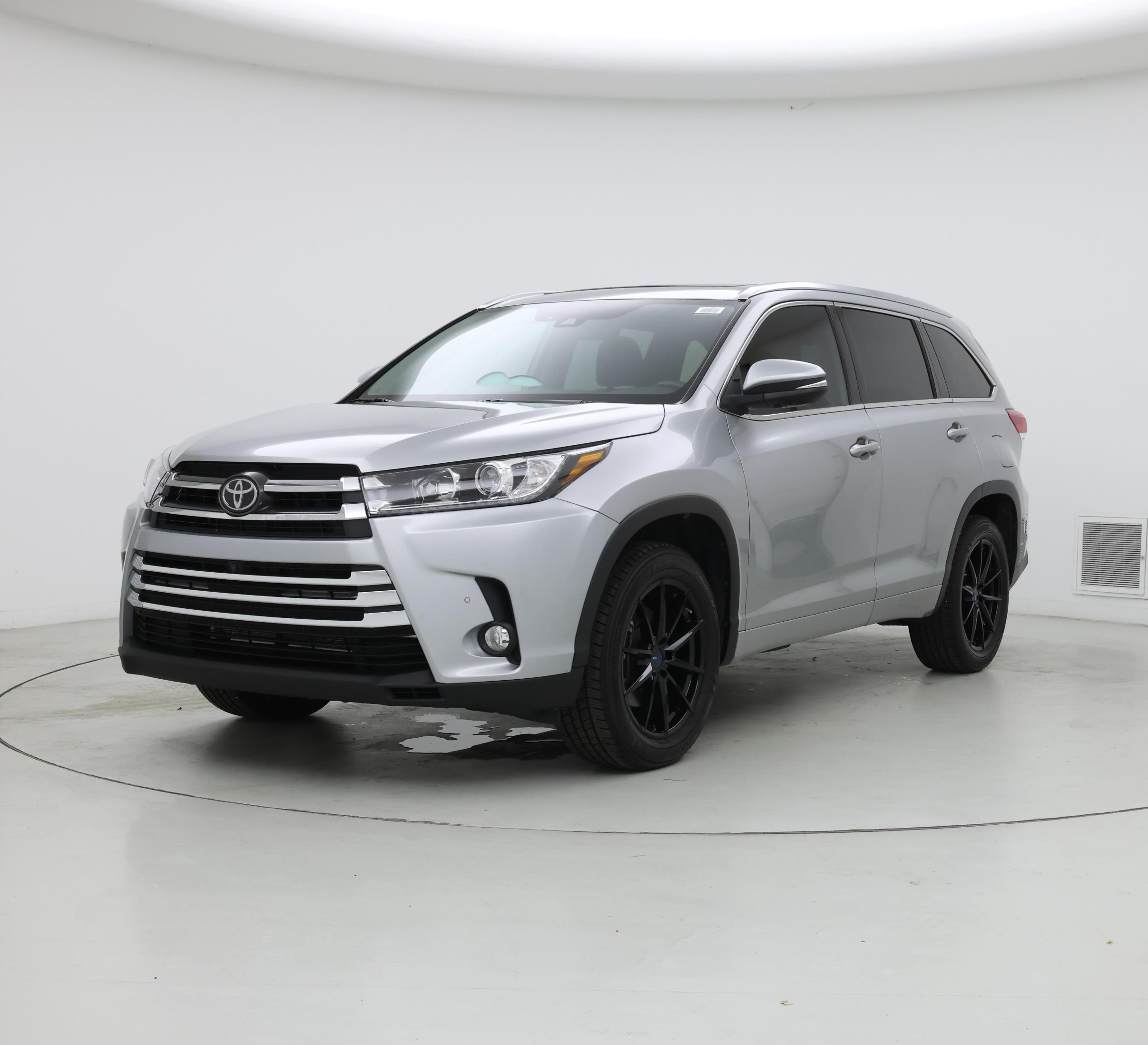 Thumbnail: 2018 Toyota Highlander - 4