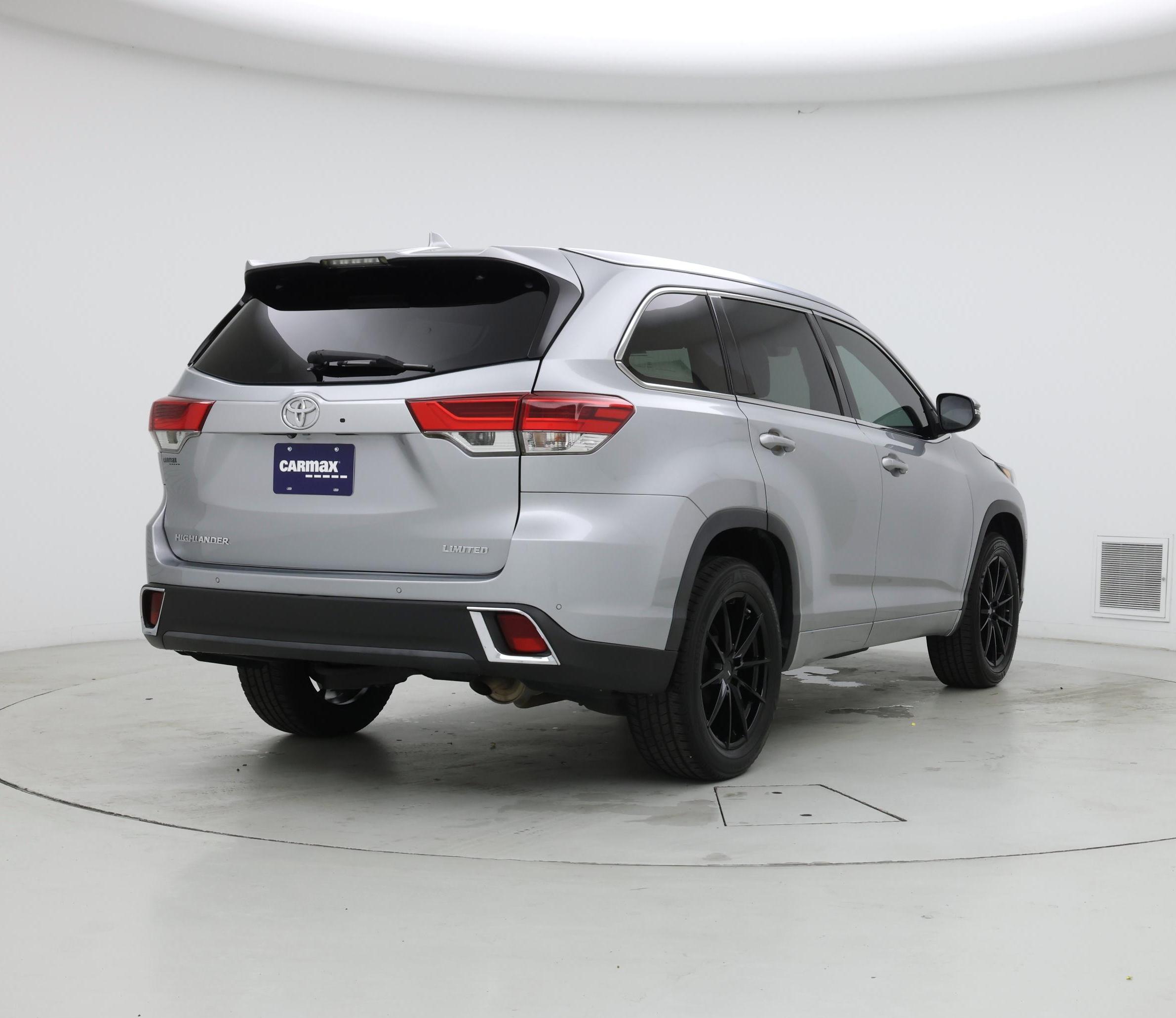 Thumbnail: 2018 Toyota Highlander - 8