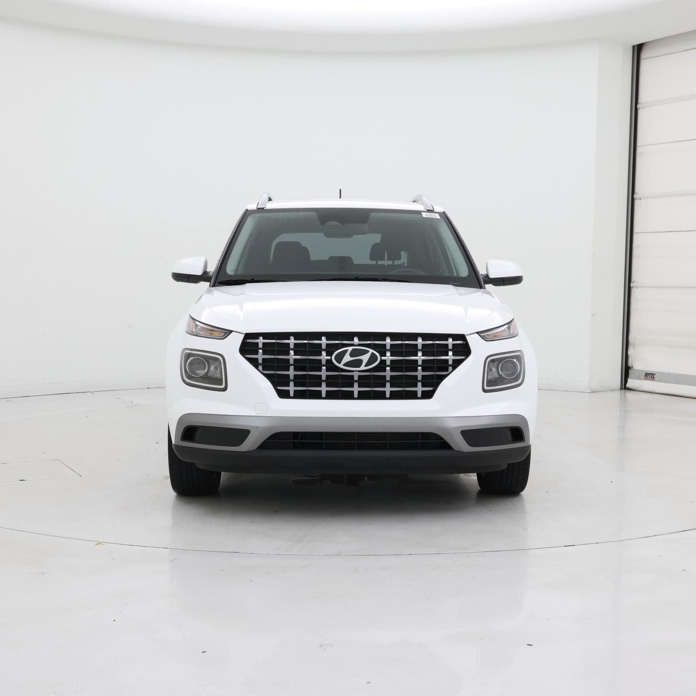 Thumbnail: 2023 Hyundai Venue - 5
