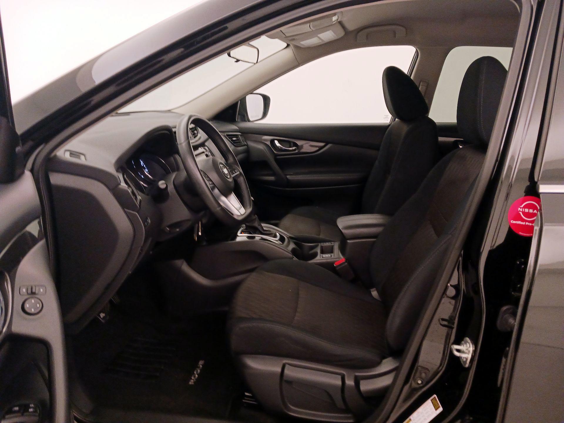 Thumbnail: 2019 Nissan Rogue - 11