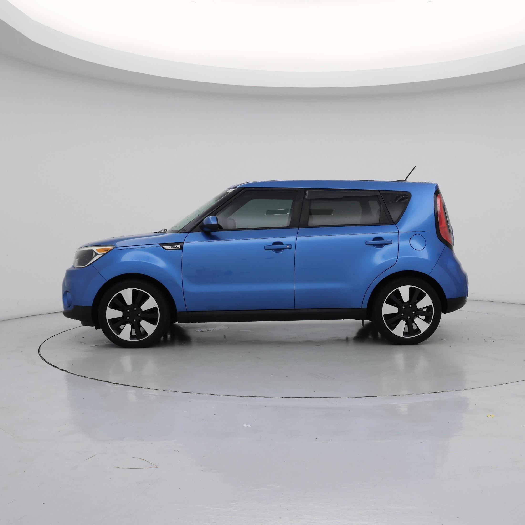 Thumbnail: 2019 Kia Soul - 3