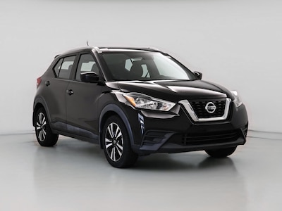 Black 2018 Nissan Kicks SV