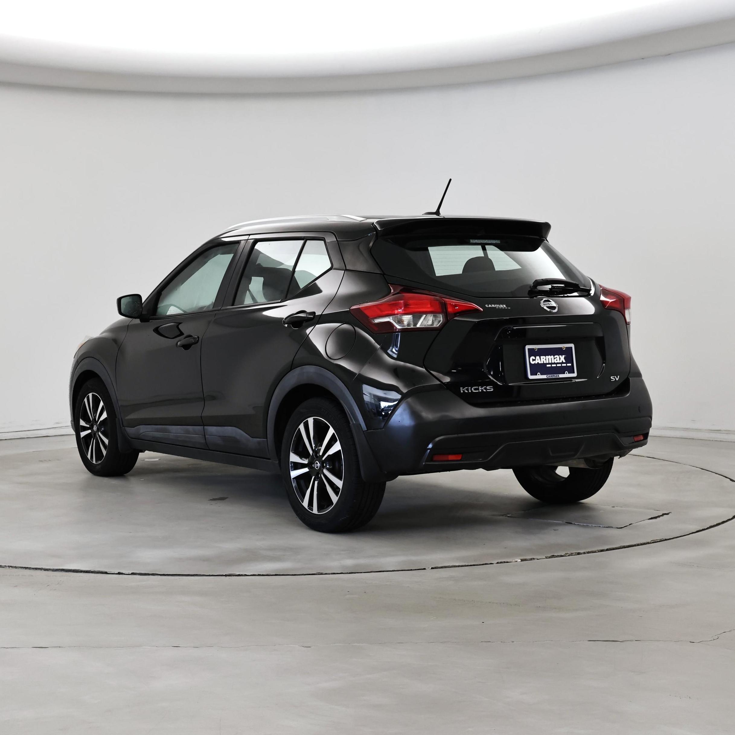 Thumbnail: 2018 Nissan Kicks - 2