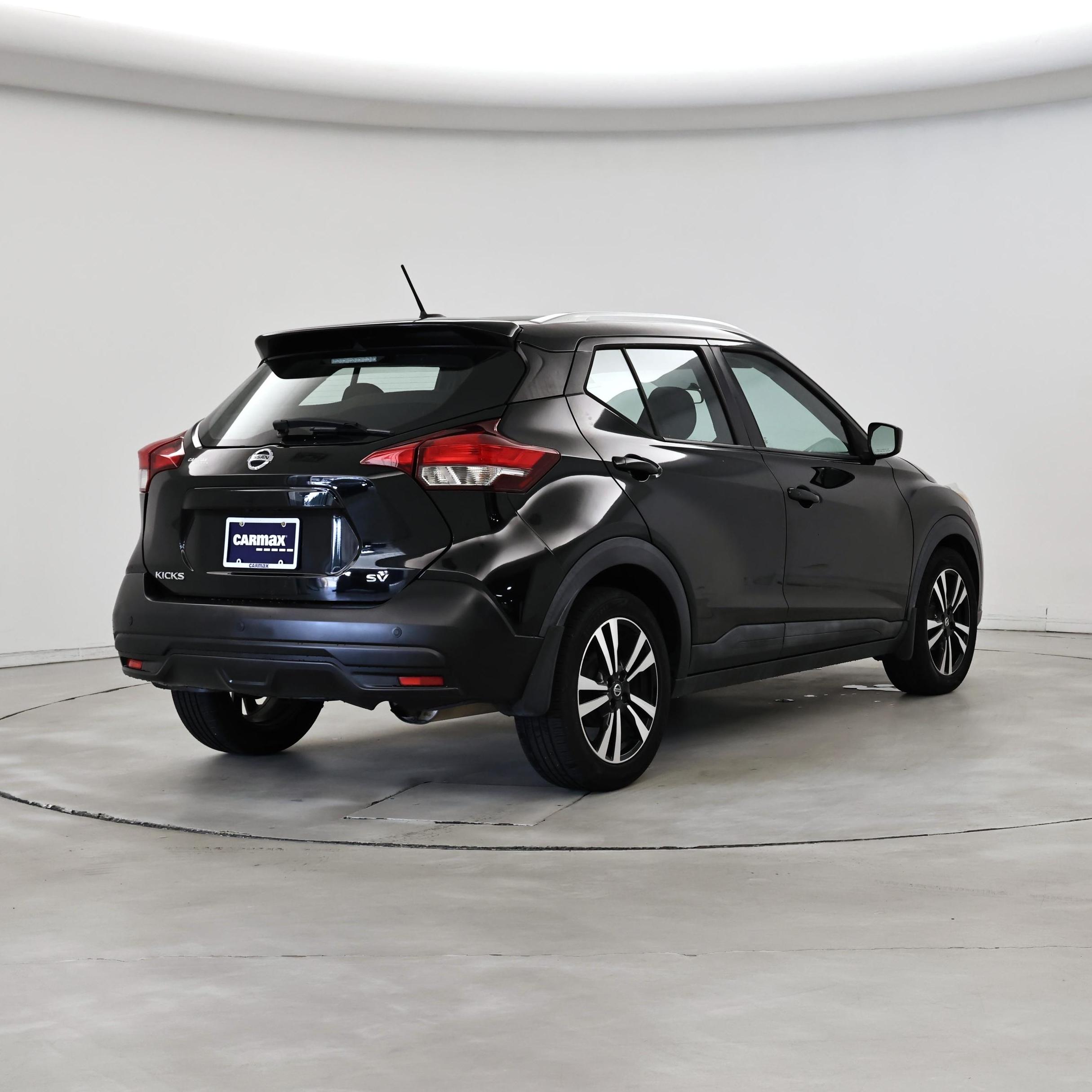 Thumbnail: 2018 Nissan Kicks - 8