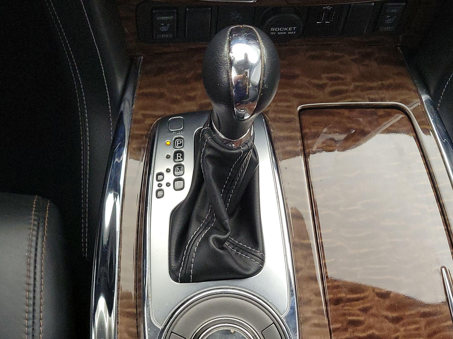 Thumbnail: 2018 Nissan Armada - 18
