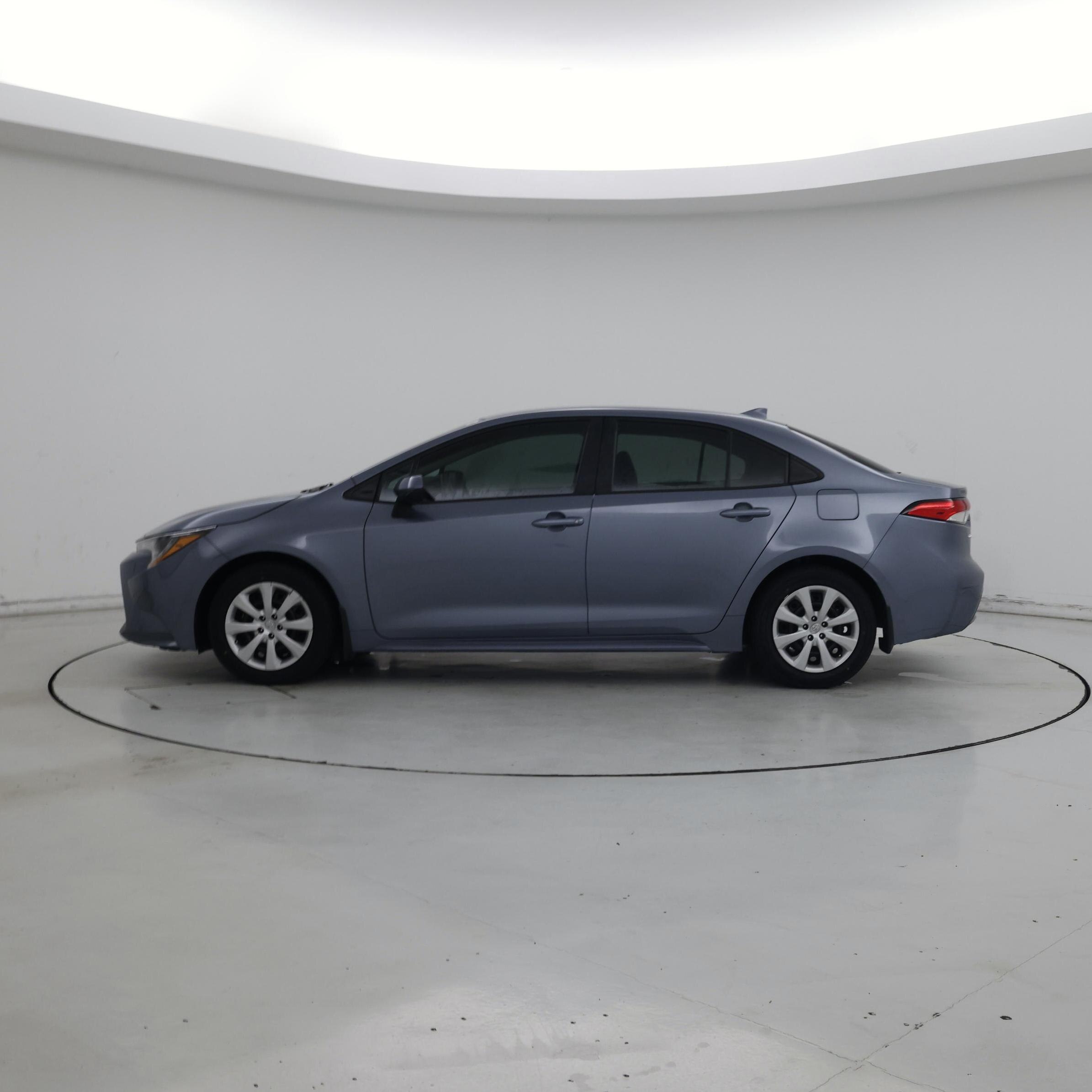 Thumbnail: 2021 Toyota Corolla - 3
