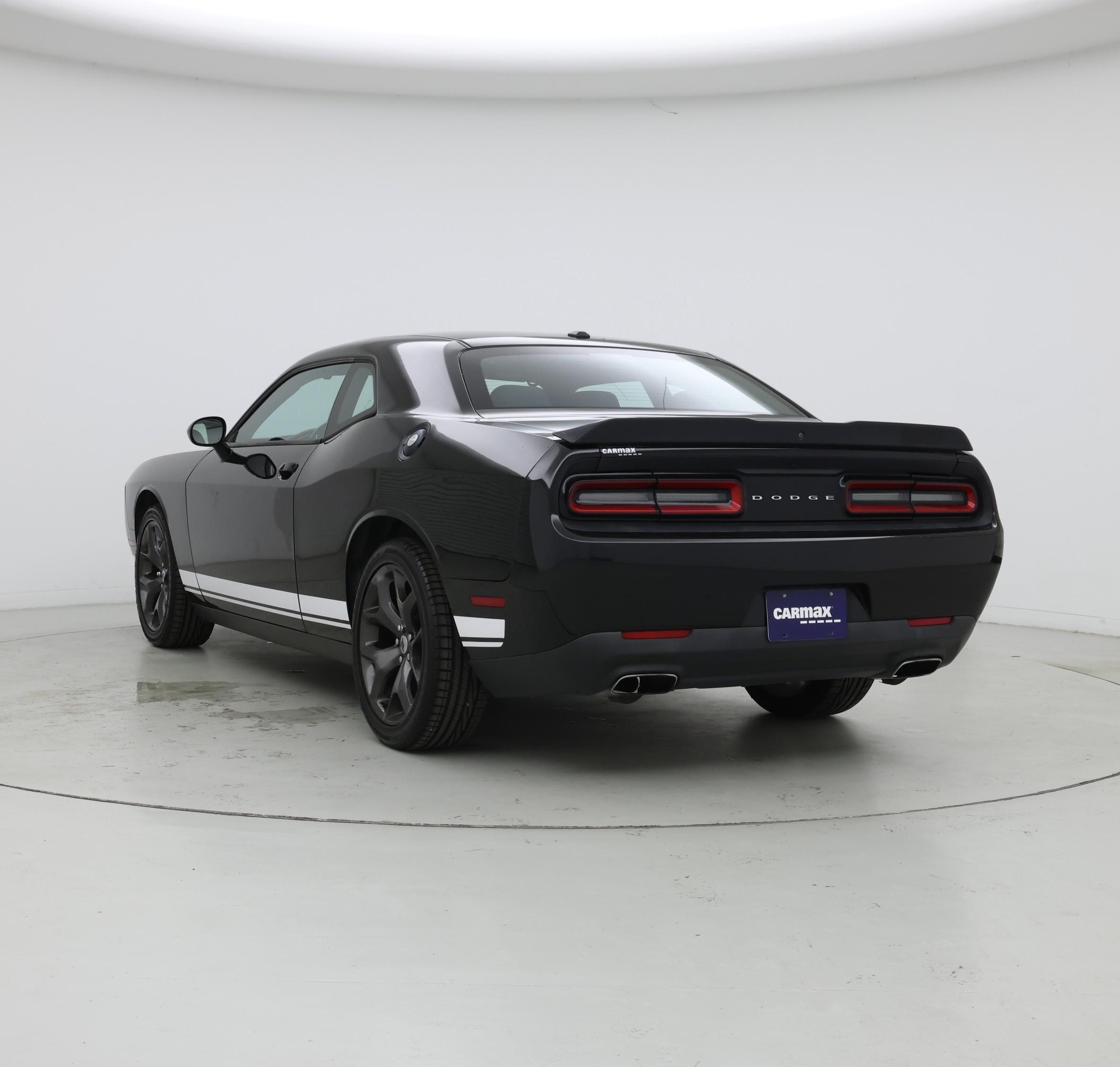 Thumbnail: 2017 Dodge Challenger - 2