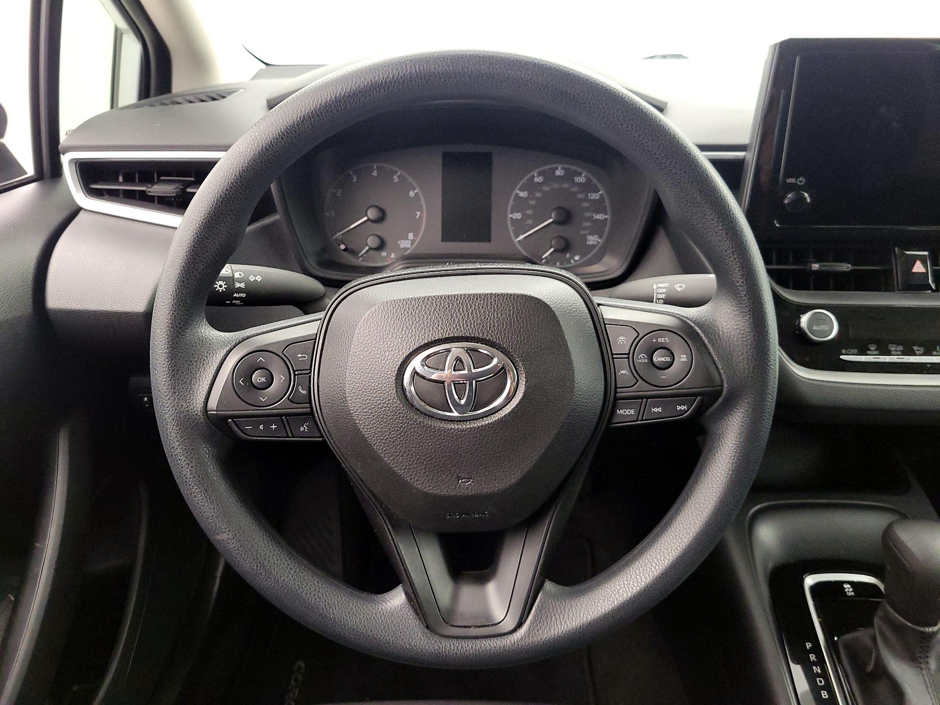 Thumbnail: 2023 Toyota Corolla - 10