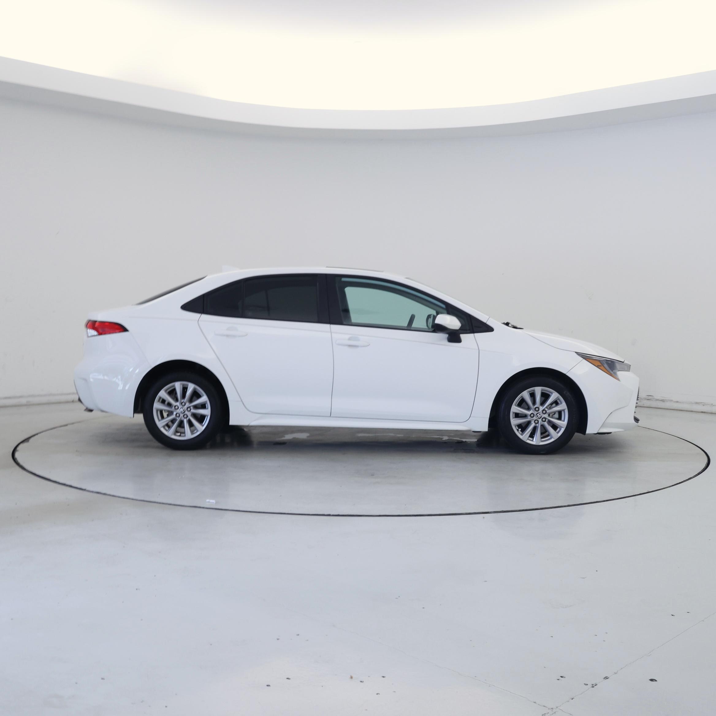 Thumbnail: 2023 Toyota Corolla - 7