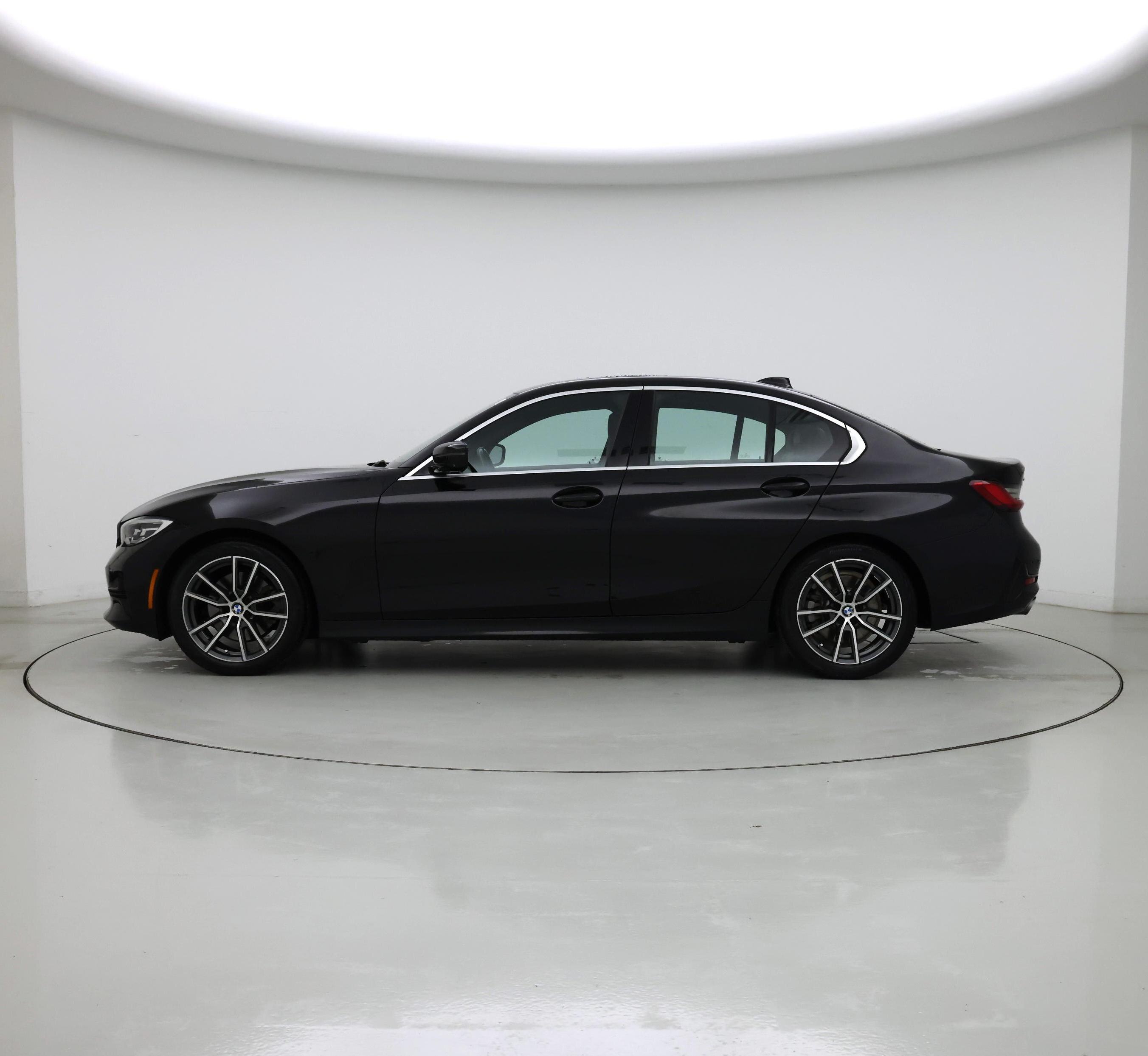 Thumbnail: 2020 BMW 3 Series - 3