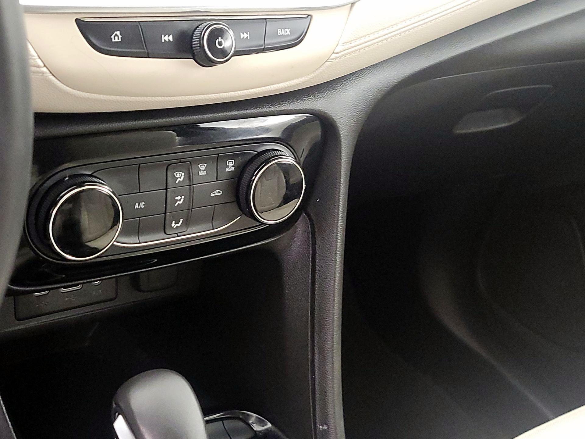 Thumbnail: 2020 Buick Encore GX - 16