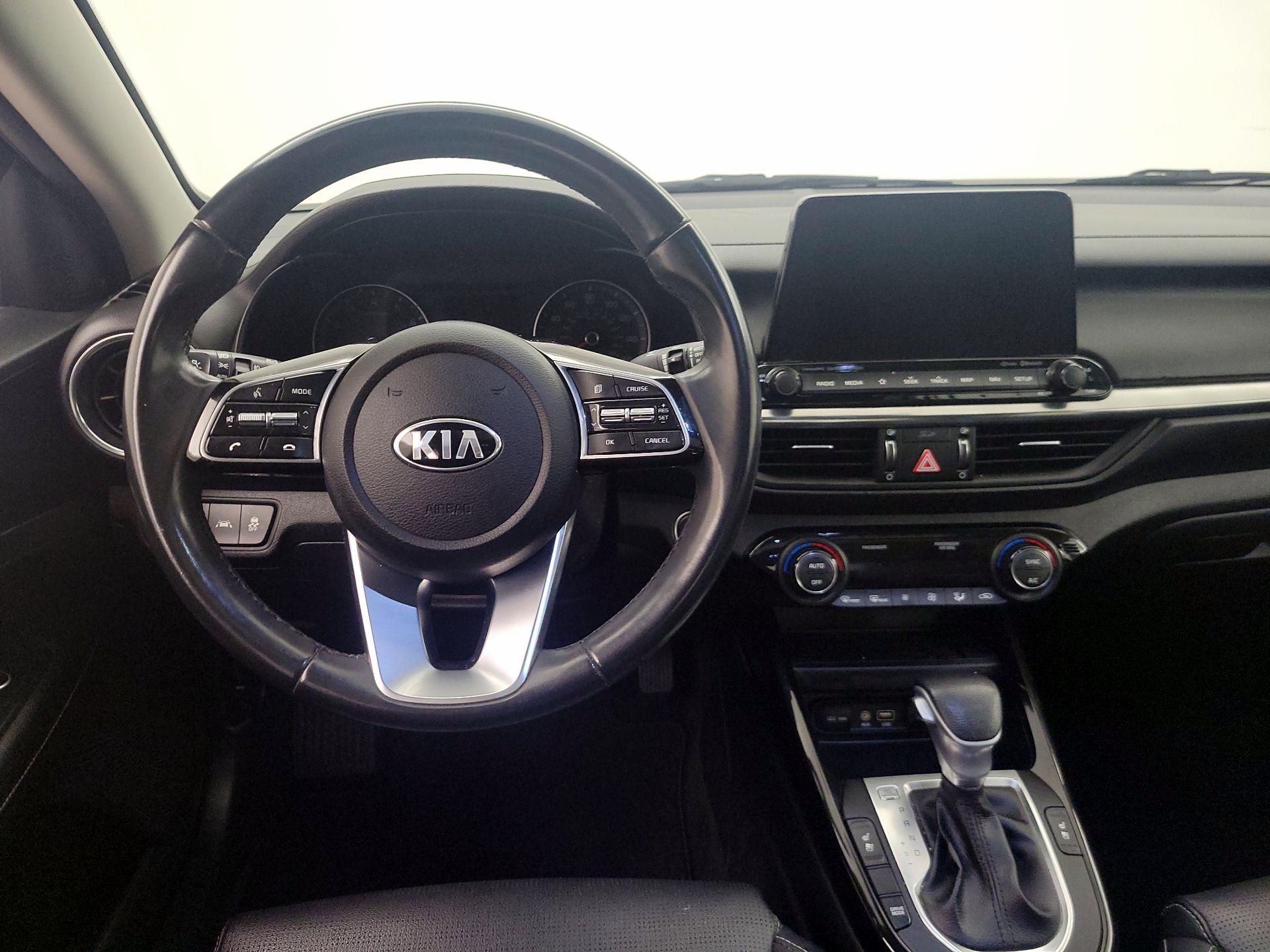 Thumbnail: 2021 Kia Forte - 10