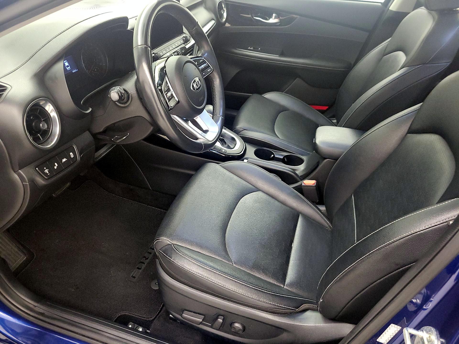 Thumbnail: 2021 Kia Forte - 11
