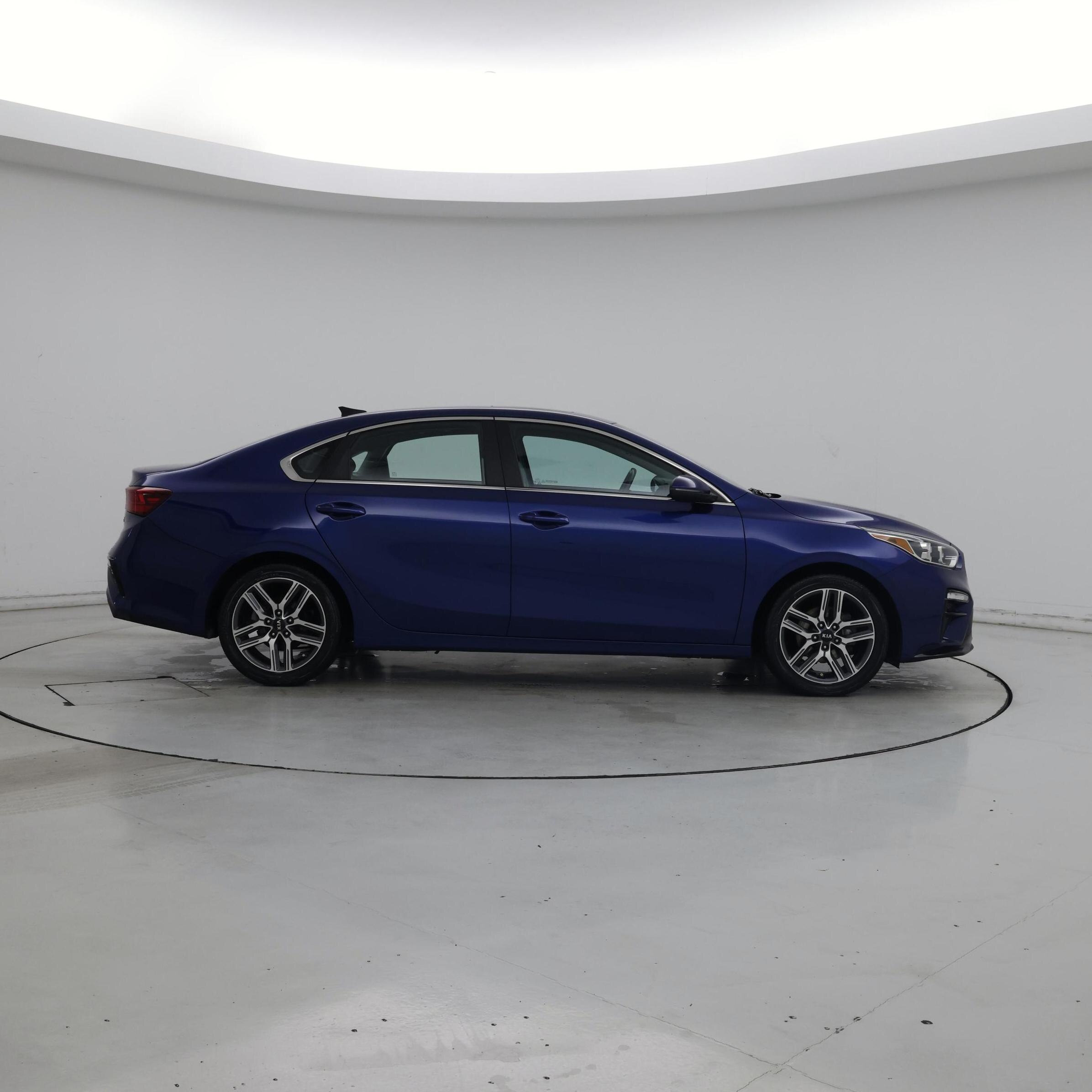 Thumbnail: 2021 Kia Forte - 7