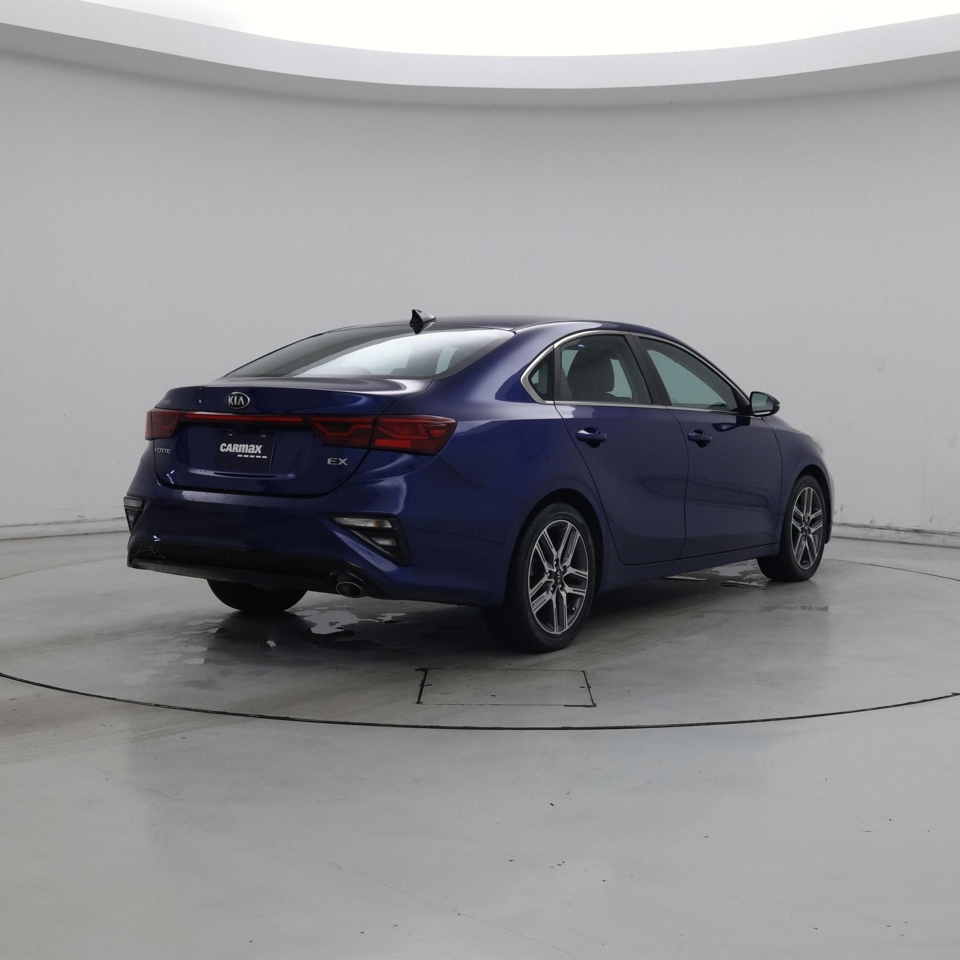 Thumbnail: 2021 Kia Forte - 8