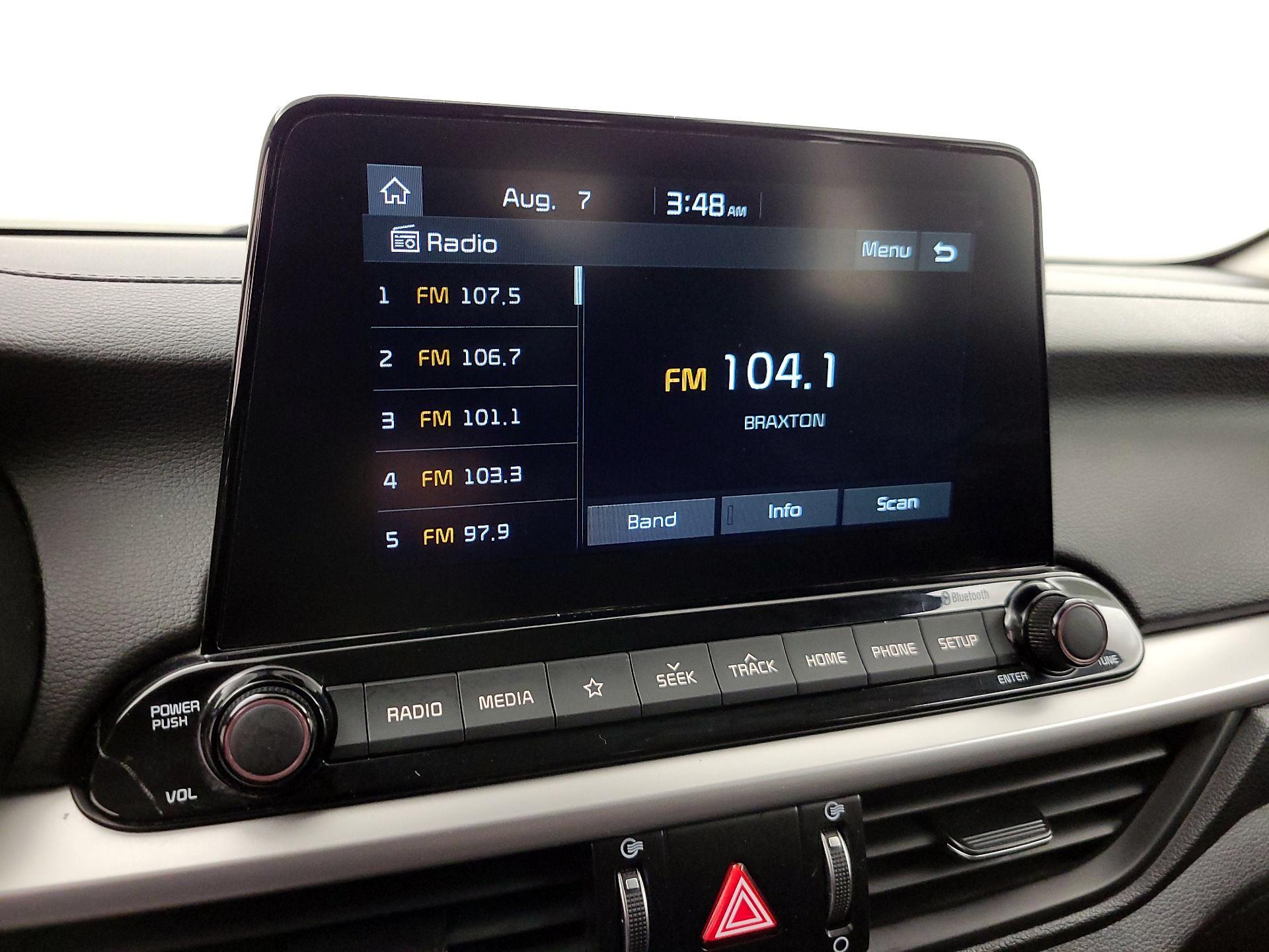 Thumbnail: 2020 Kia Forte - 15