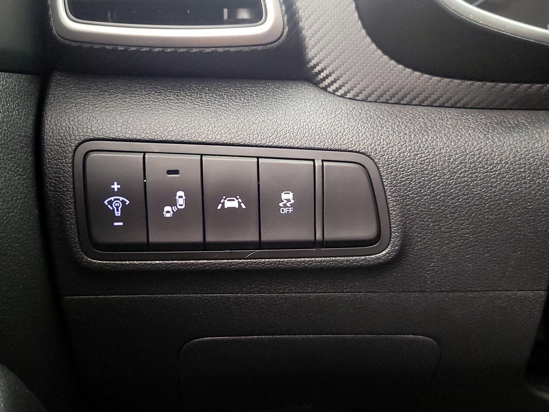 Thumbnail: 2019 Hyundai Tucson - 13