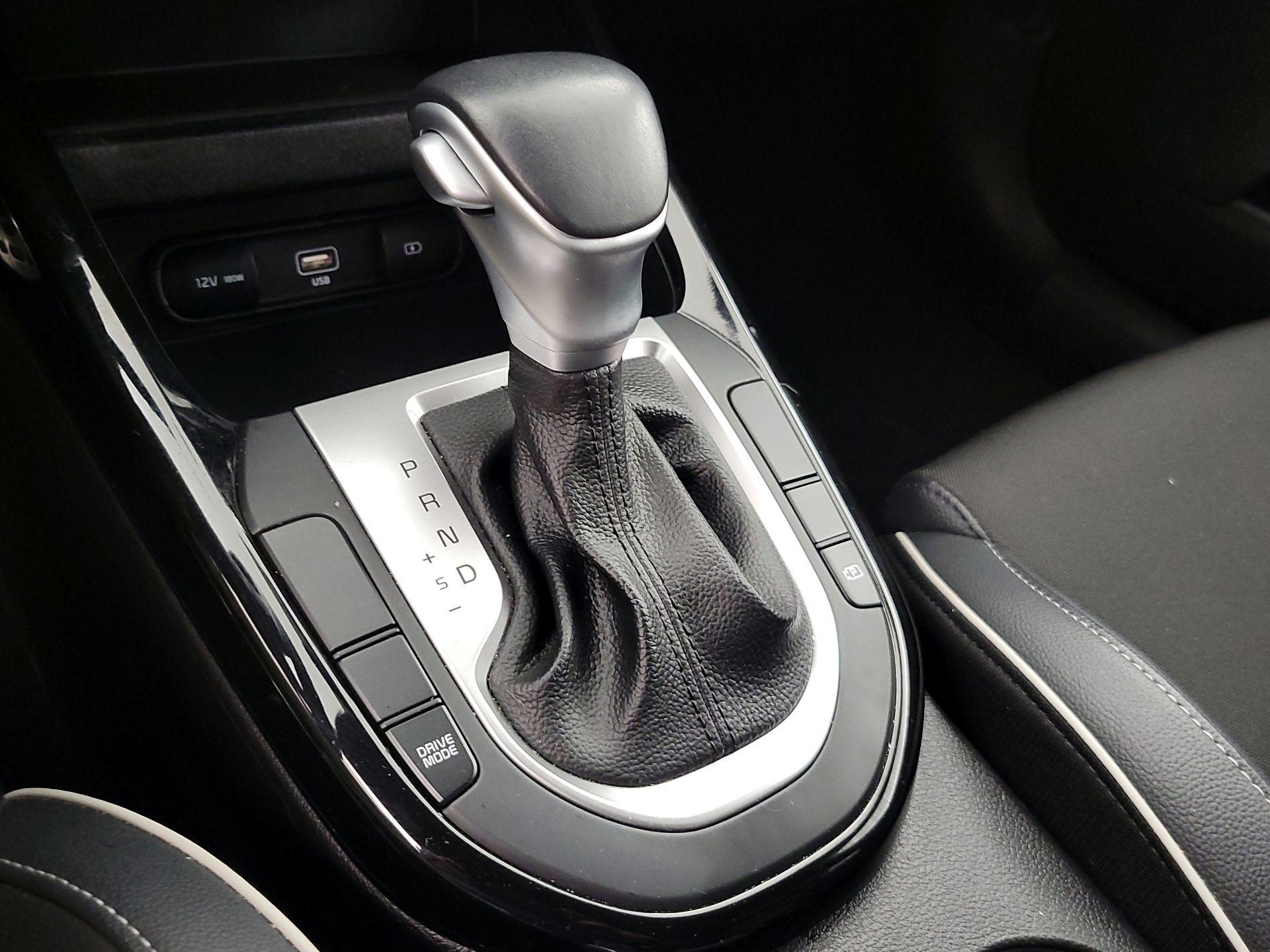 Thumbnail: 2023 Kia Forte - 18