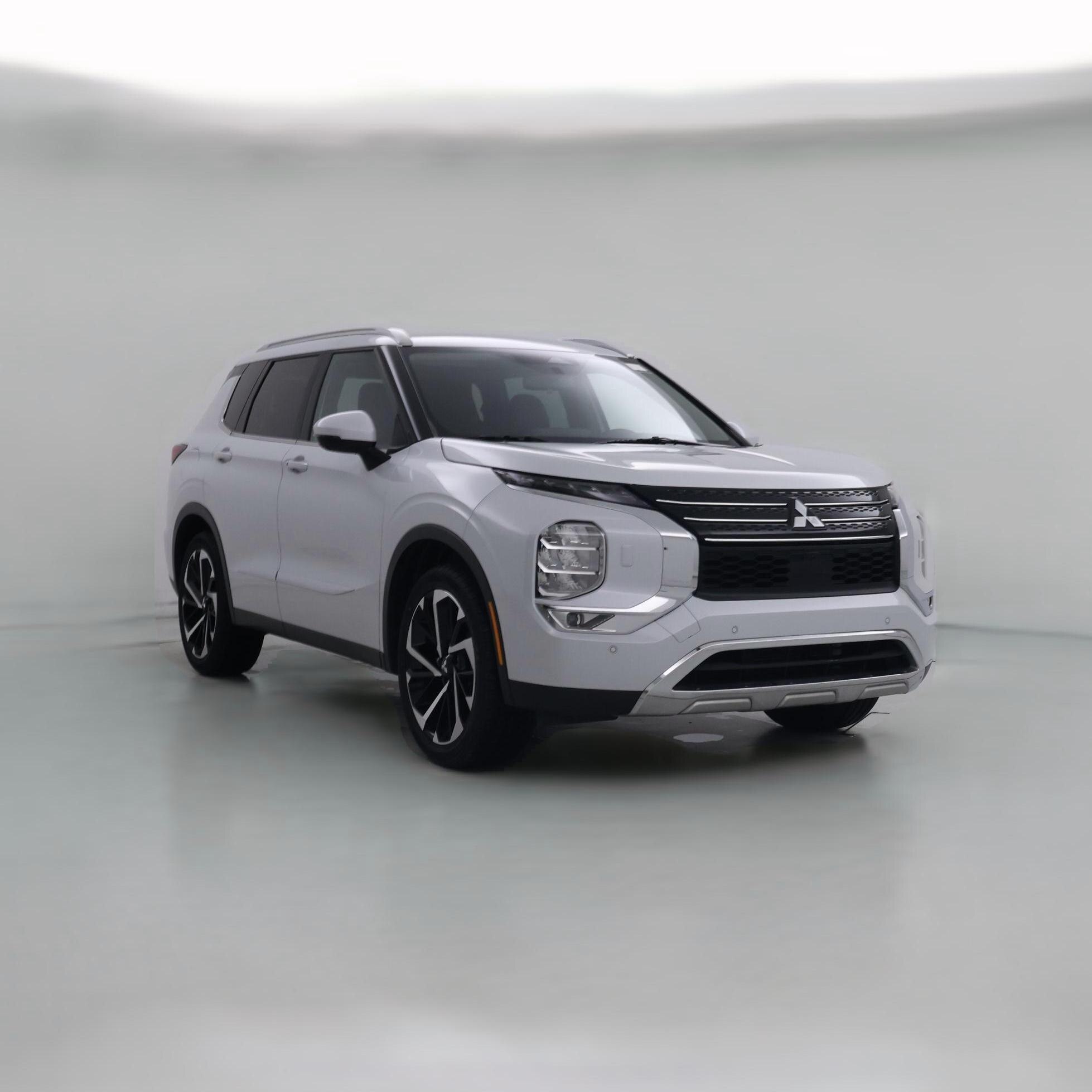 Thumbnail: 2022 Mitsubishi Outlander - 1